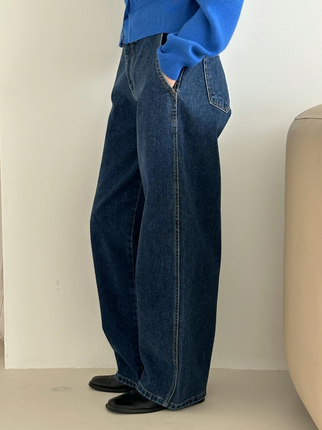 HIGH-WAIST JEANS (3 COLOURS)
