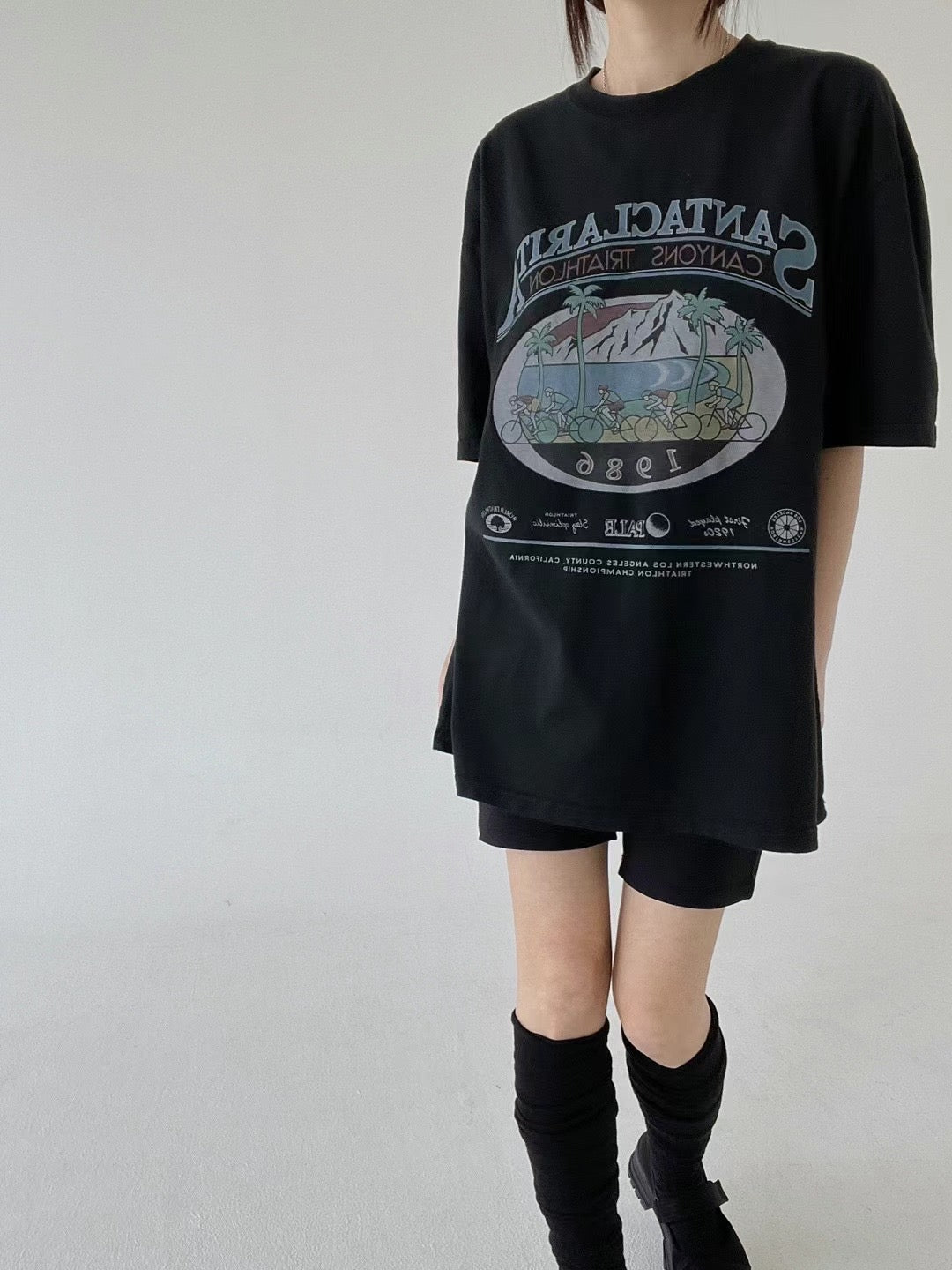 SANTA CLARITA 1986 TEE