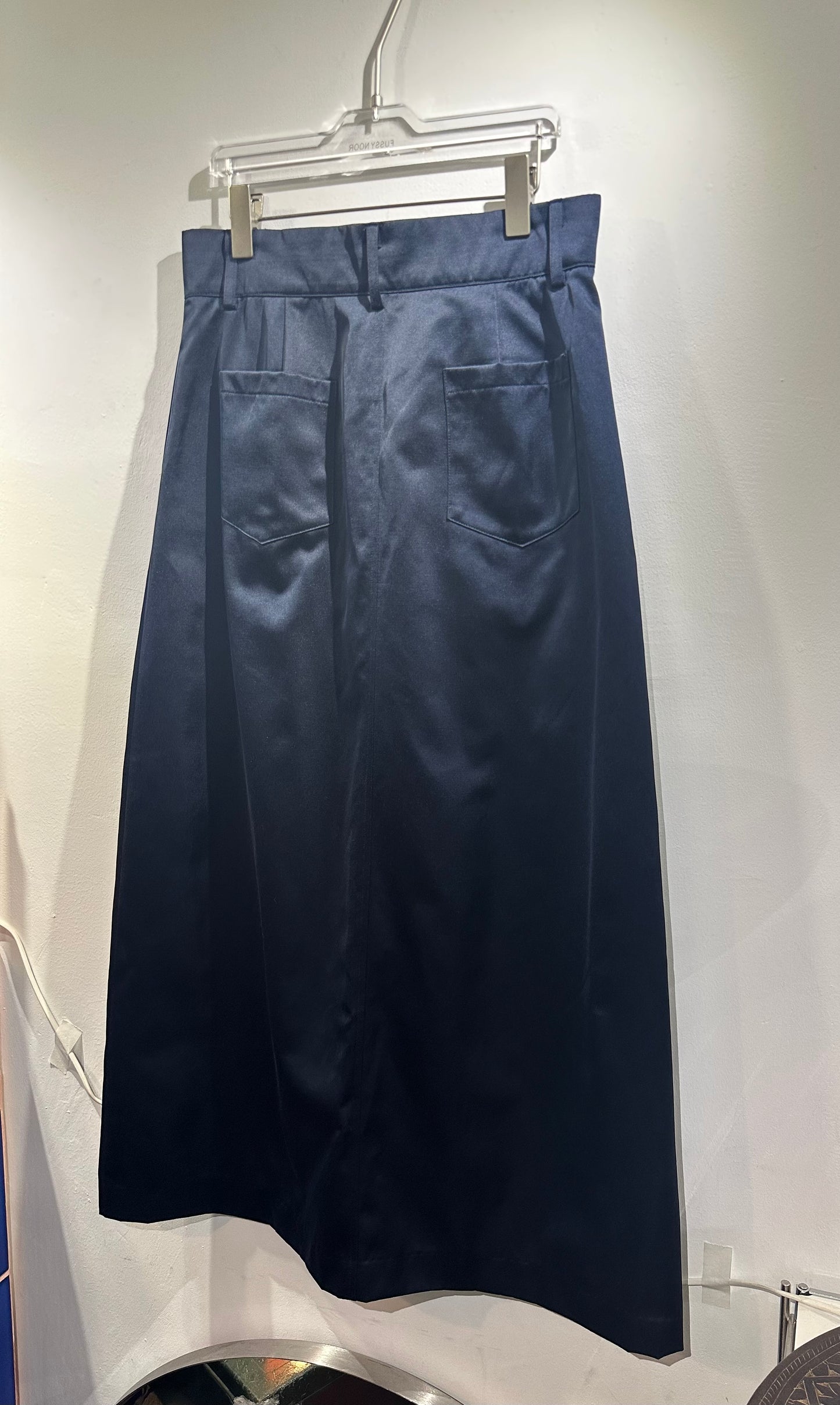 • FUSSY MADE • FRONT SPLIT SKIRT
