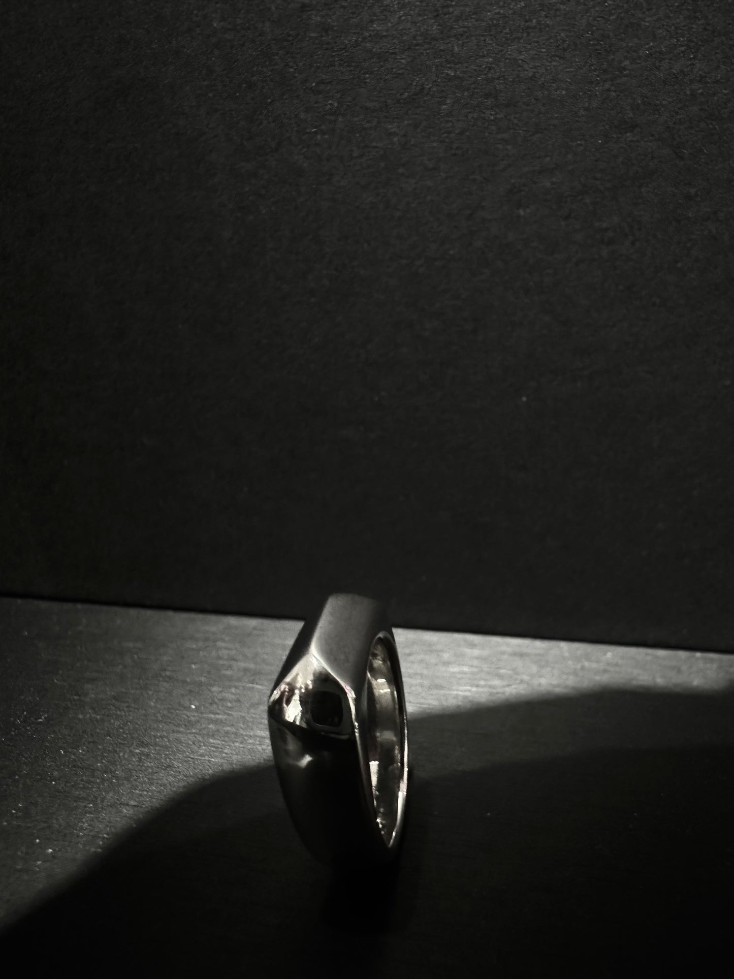 925 HANDMADE TRIANGLE STUD RING