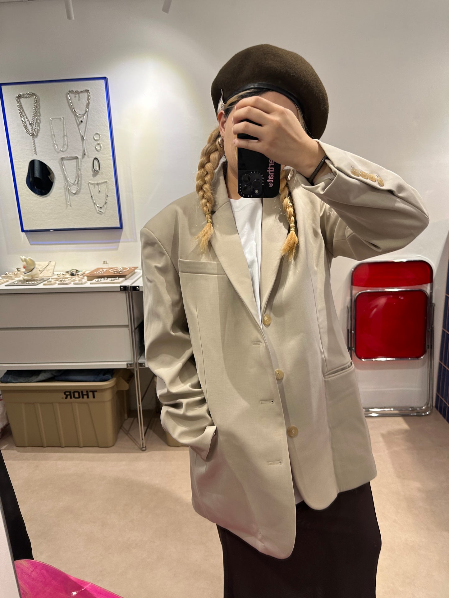 BEIGE BLAZER