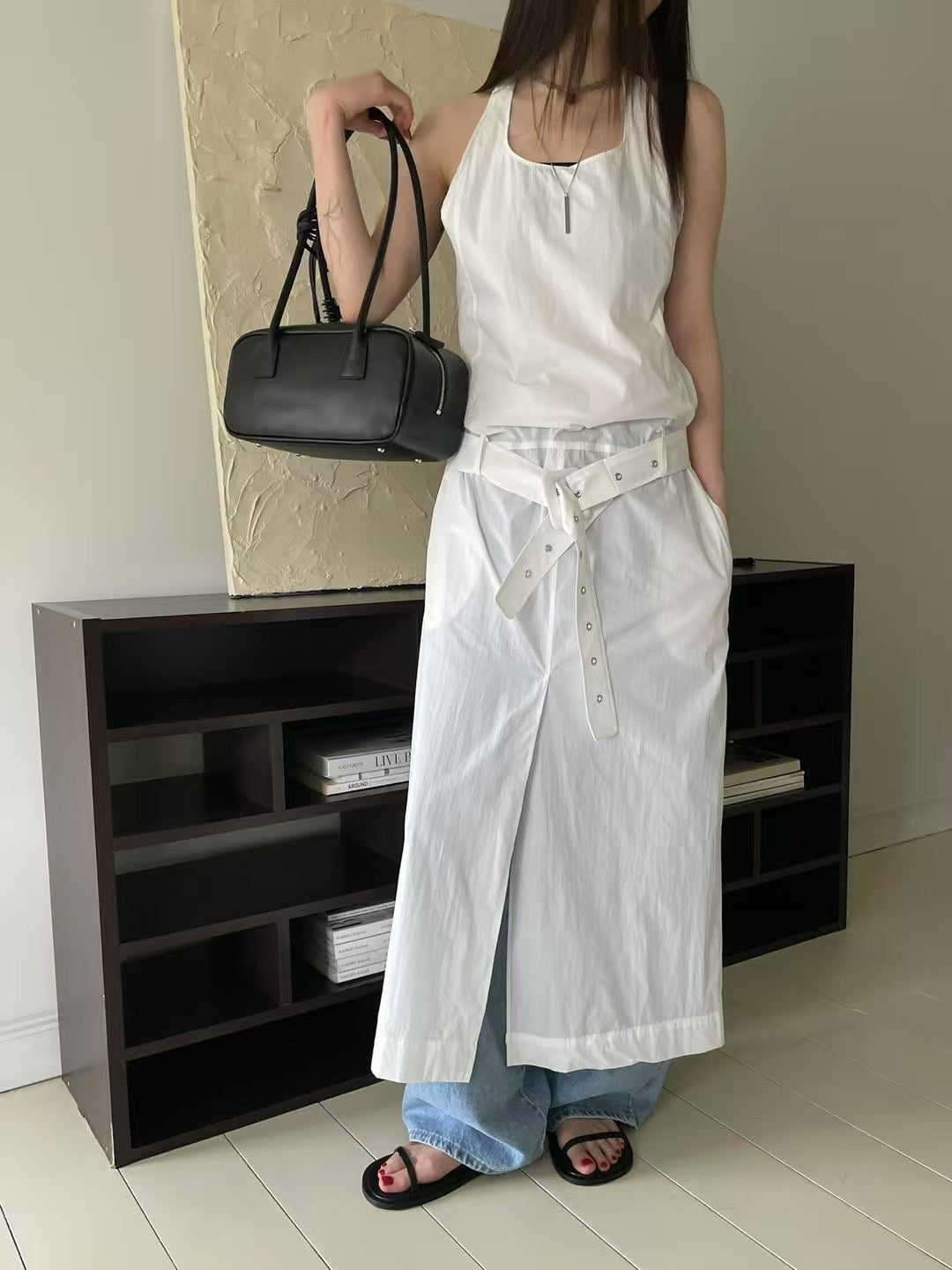 CALF LEATHER BAGUETTE BOXY HANDLE BAG