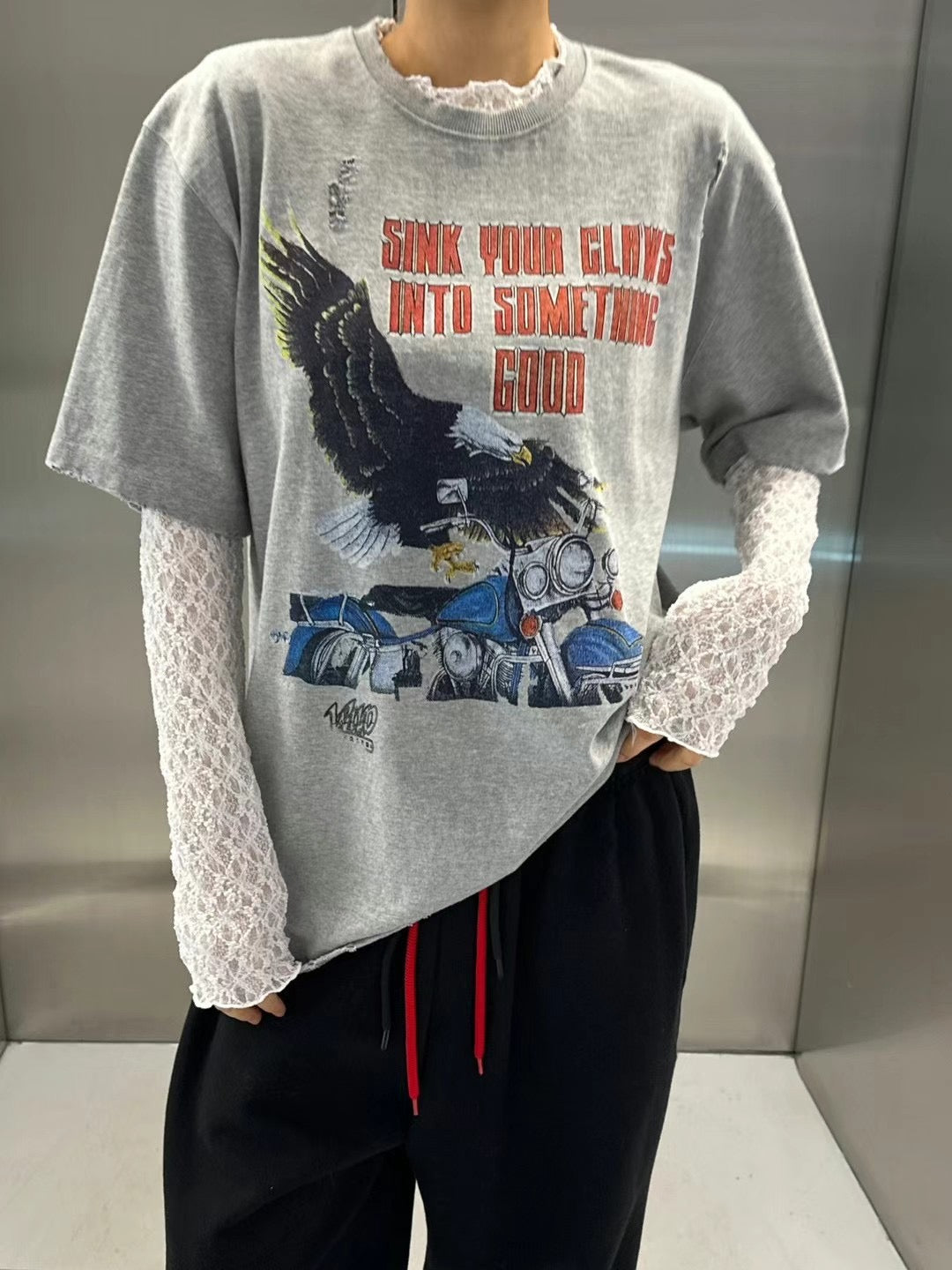 SINK YOUR CLAWS EAGLE TEE
