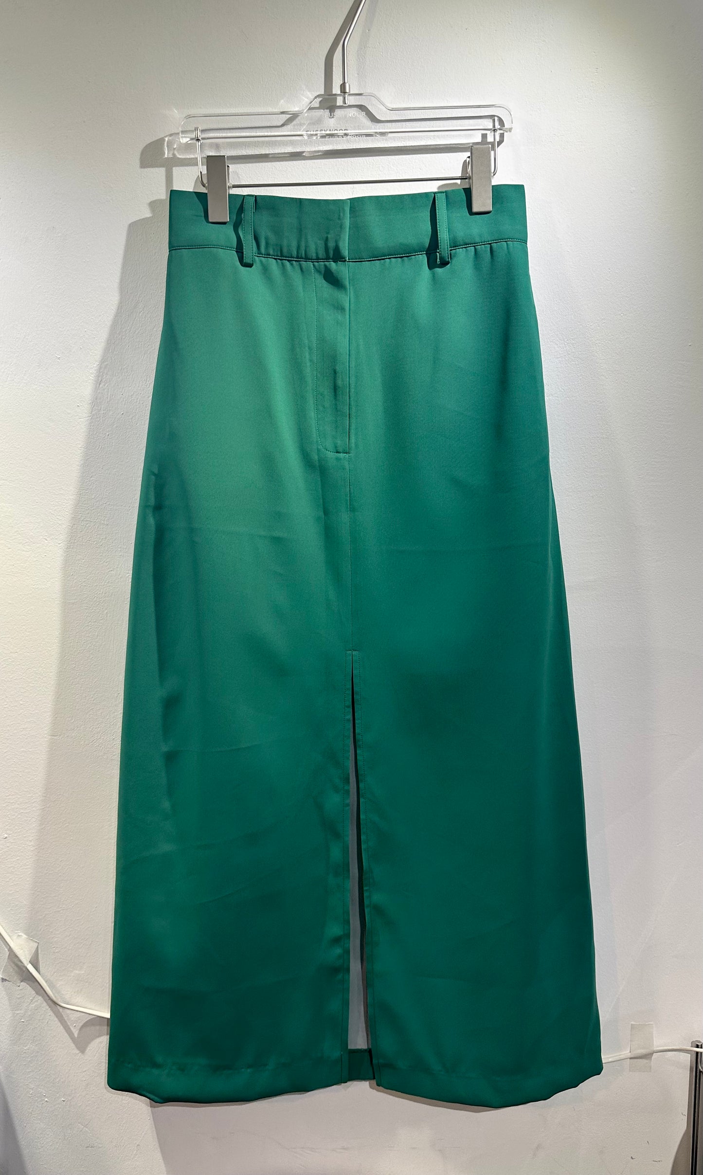 • FUSSY MADE • FRONT SPLIT SKIRT
