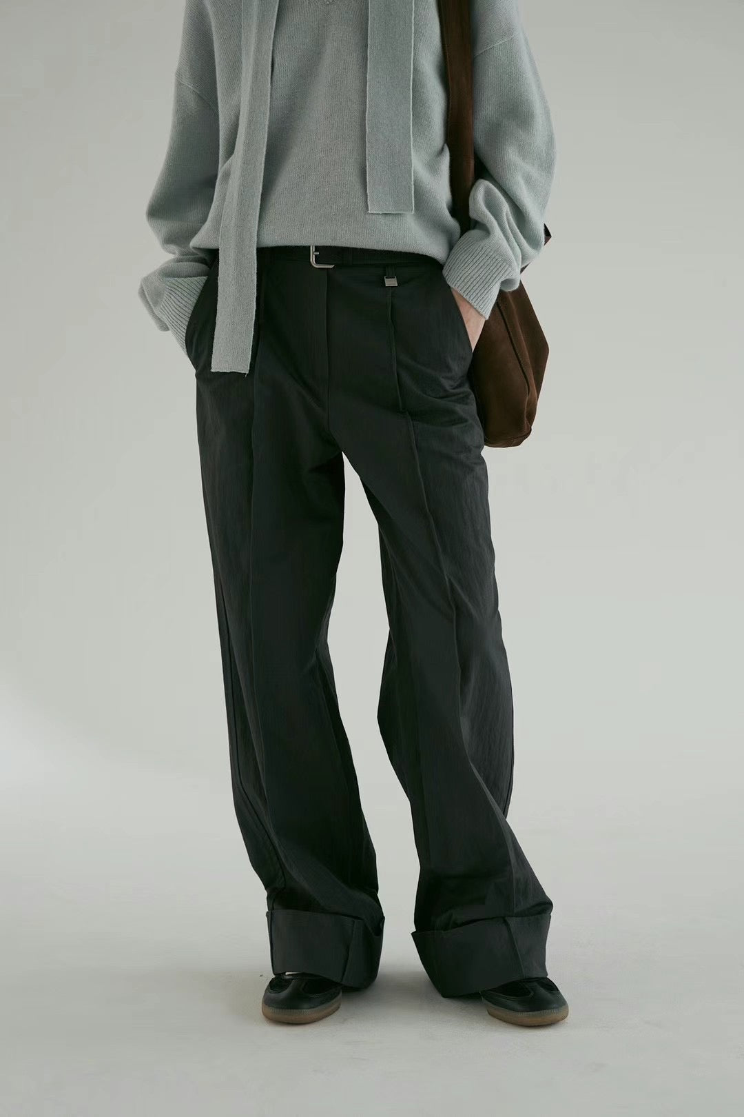 TURN-UP CUFF STRAIGHT CUT PANTS