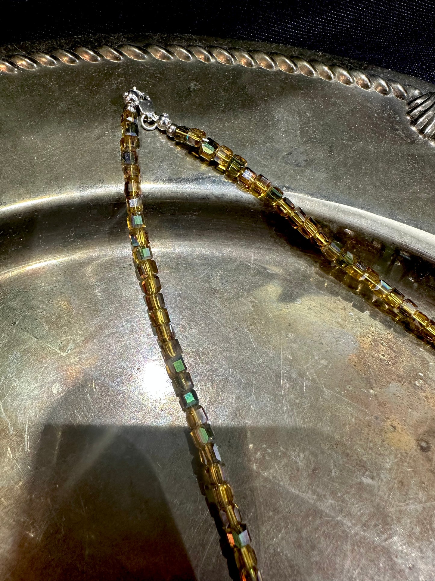 JAPAN CUBIC GLAZE BEADS NECKLACE ( SMALL )