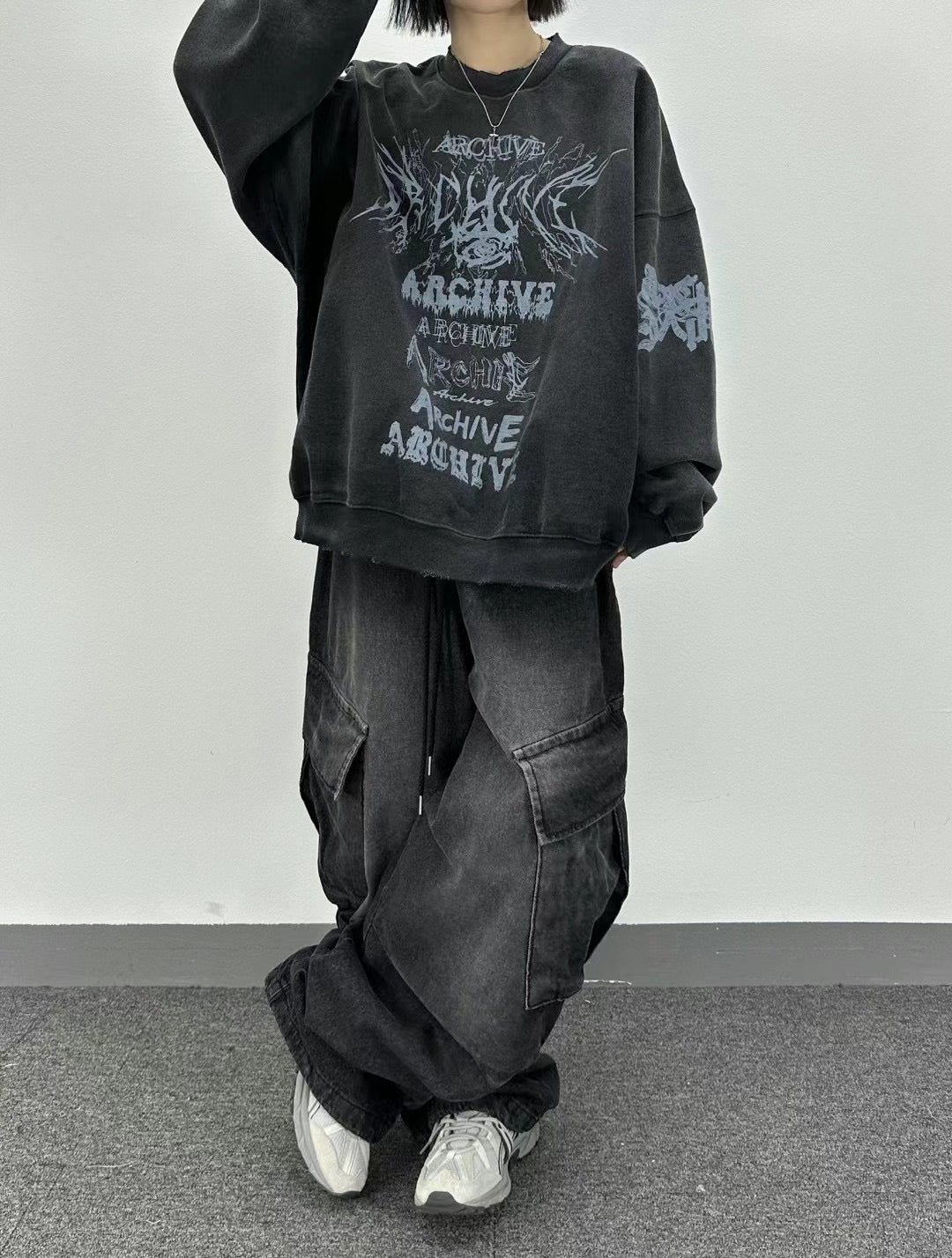 GRAFFITI FLEECE SWEATER