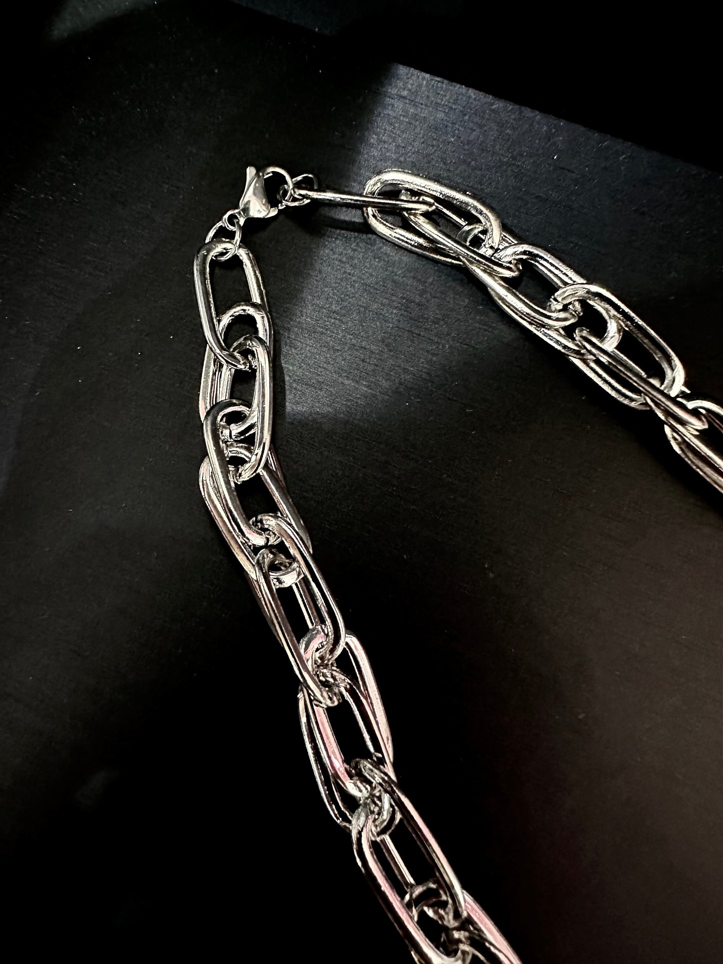 PALACE LINK CHAIN NECKLACE