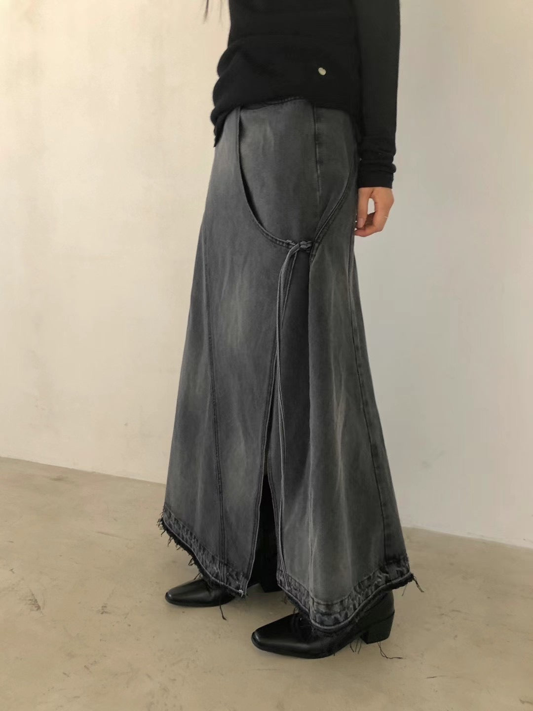 !!!EARLYBIRD SPECIAL OFFER until Sunday!!! SIDE STRAP LAYERED DENIM SKIRT