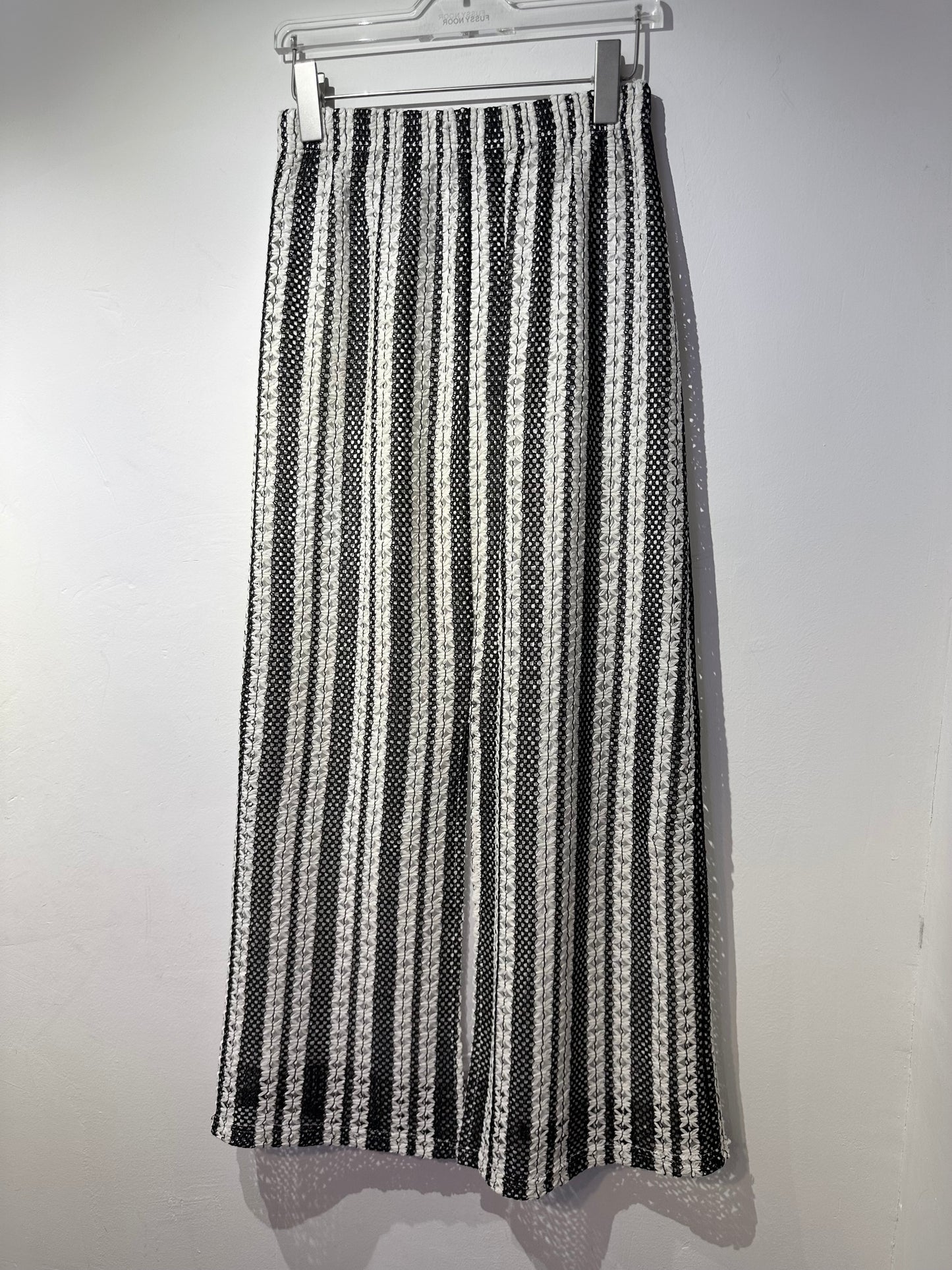 • FUSSY MADE • BKW CROSS KNIT SKIRT