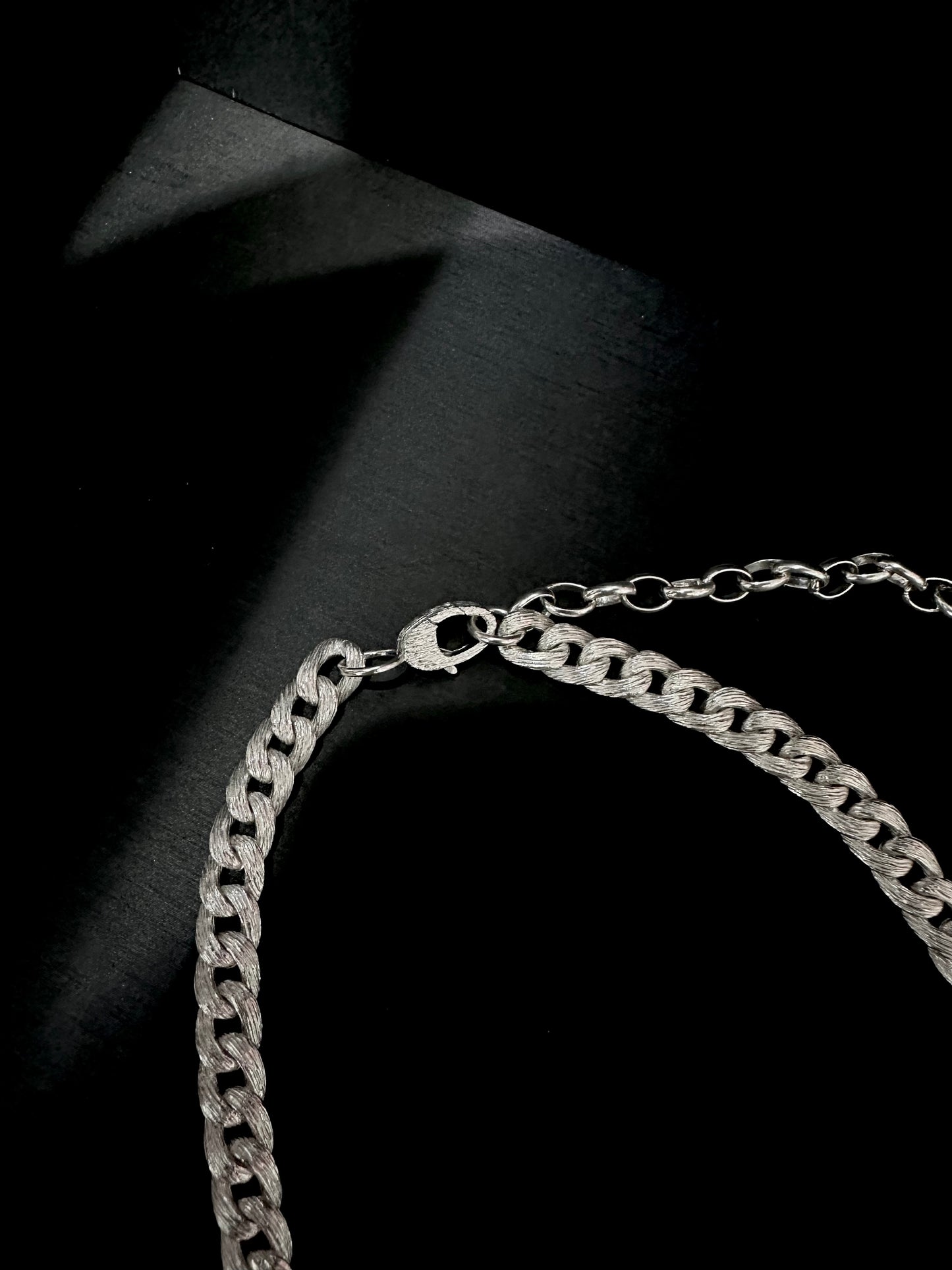 925 DETAILED PATTERN CHAIN NECKLACE