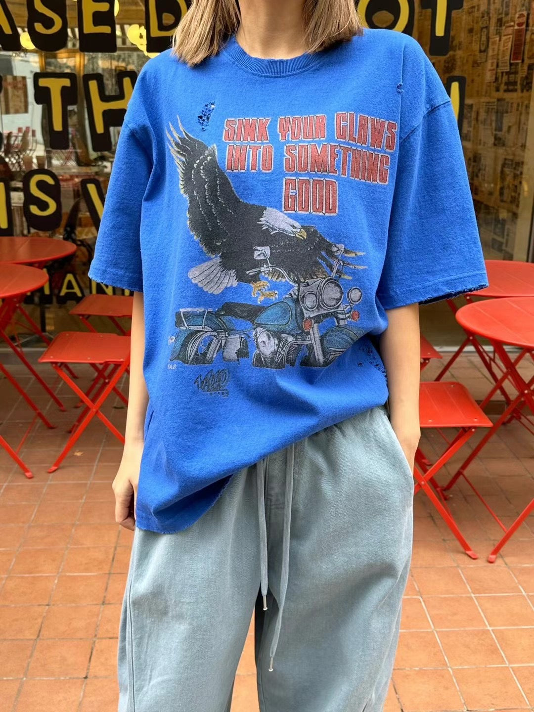 SINK YOUR CLAWS EAGLE TEE