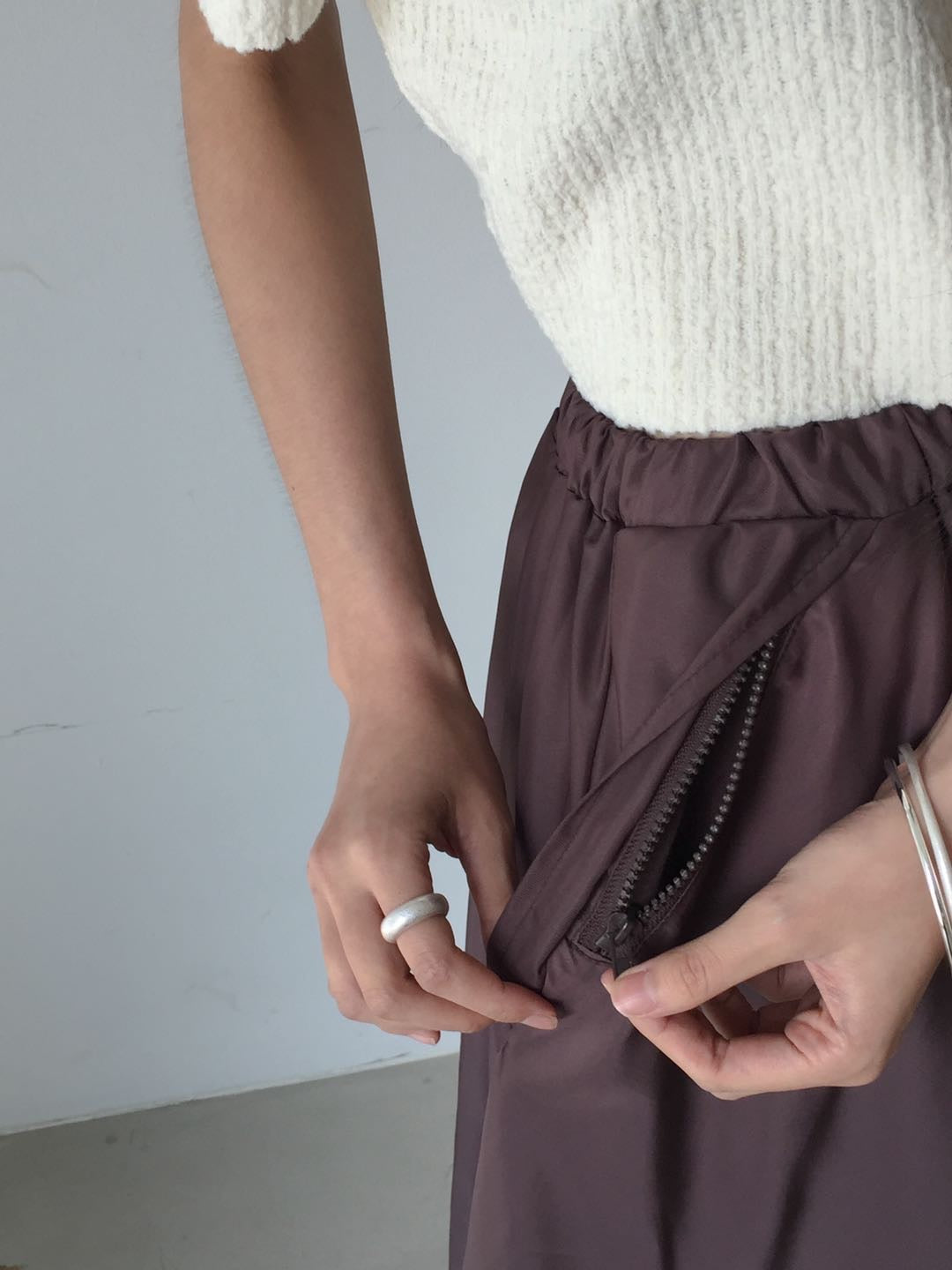 DRAWSTRING NYLON SKIRT