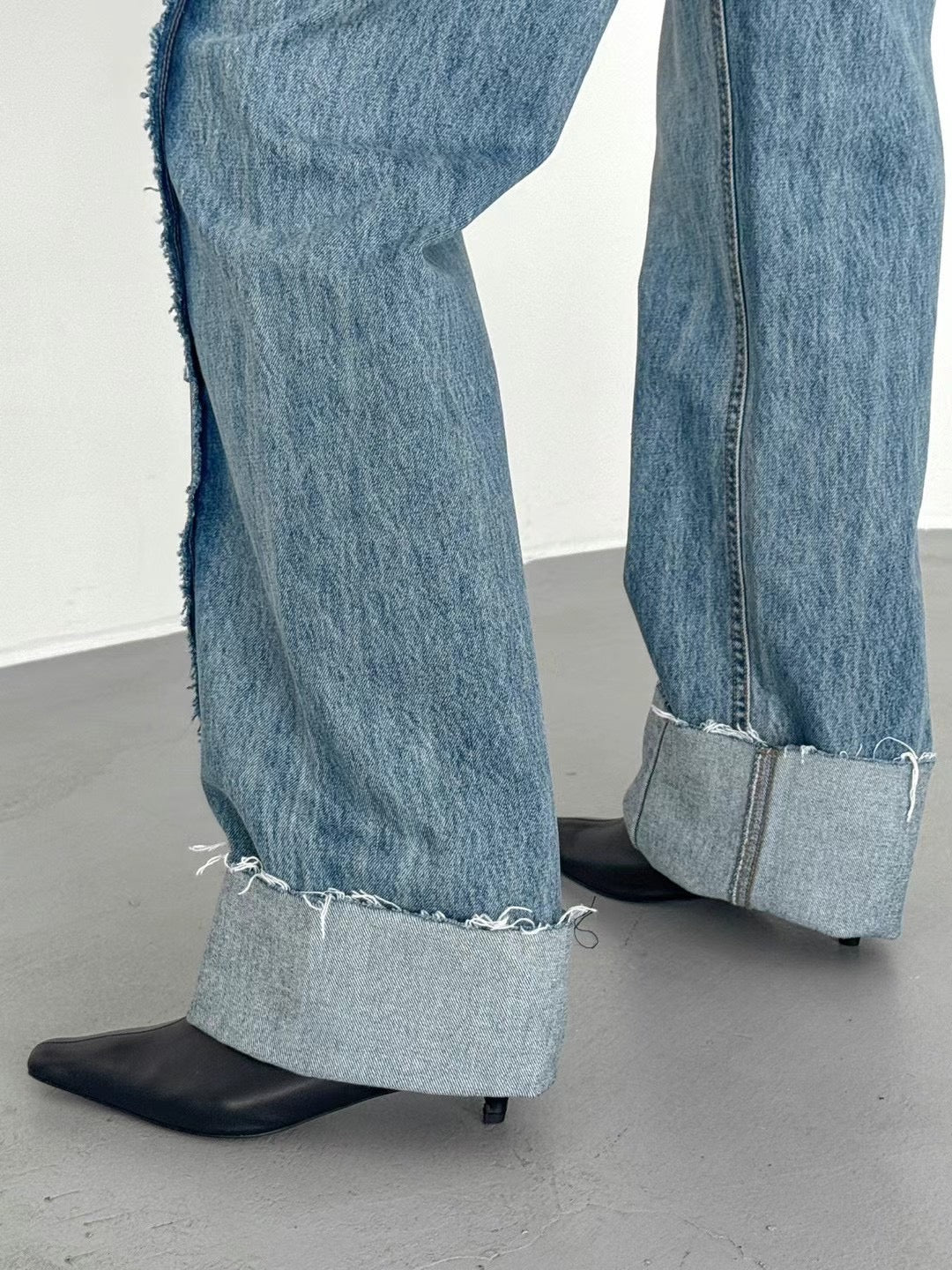 TWIST SEAM JEANS