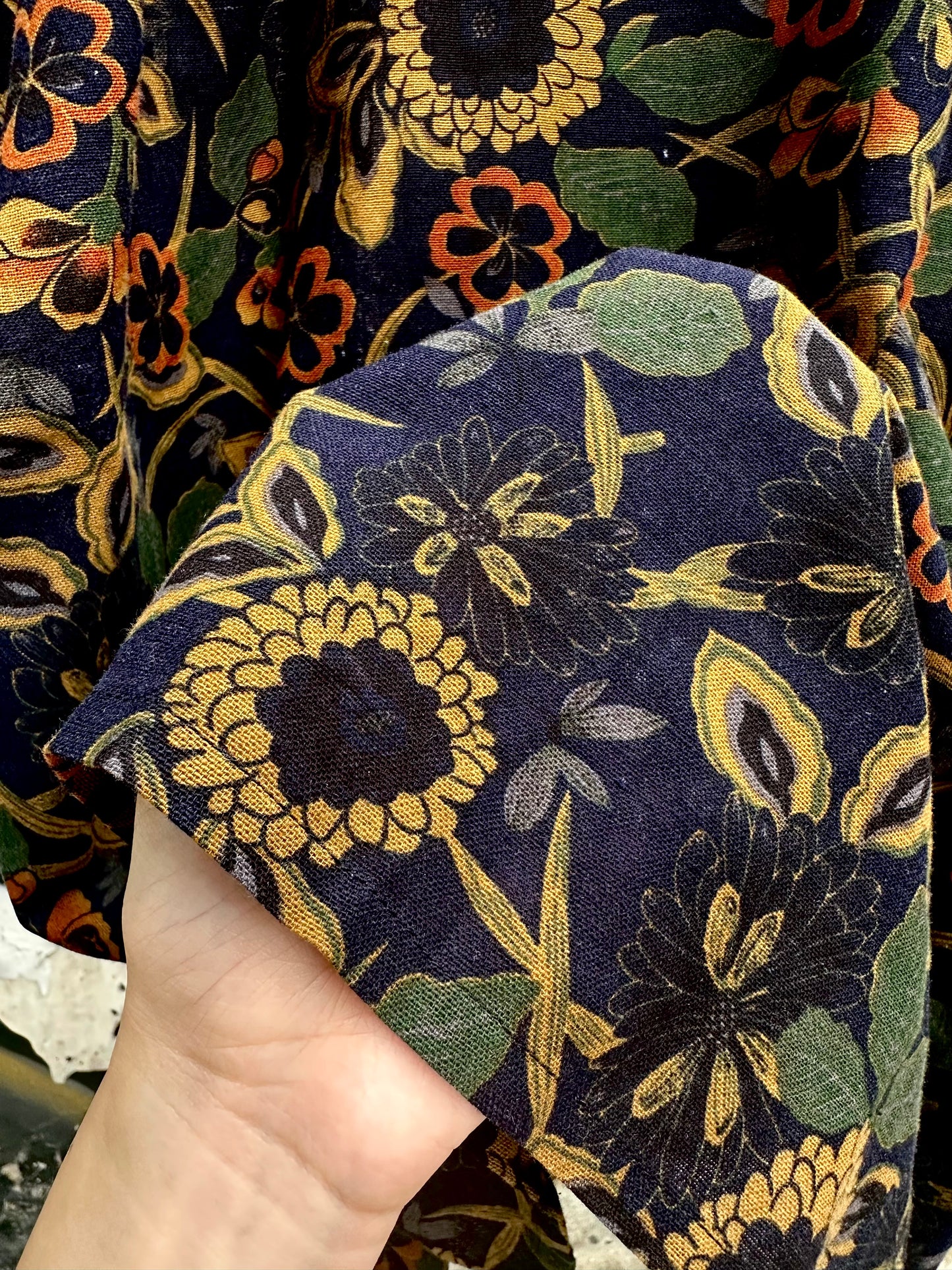 • FUSSY MADE • VINTAGE INSPIRED FLORAL MOTIF SHIRT