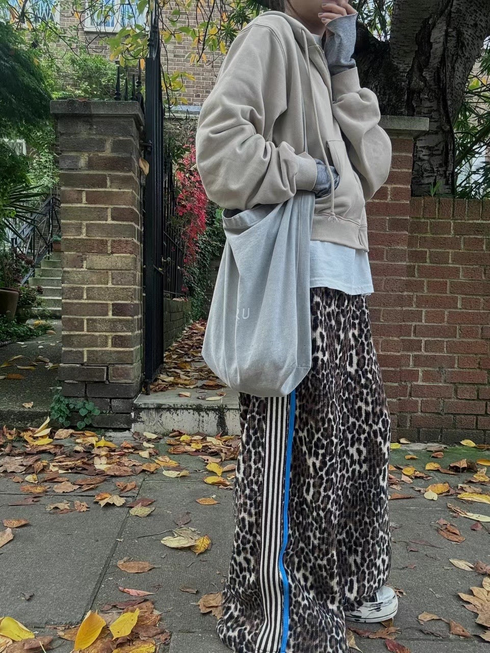 SALE!!!! SIDE STRIPES LEOPARD PANTS