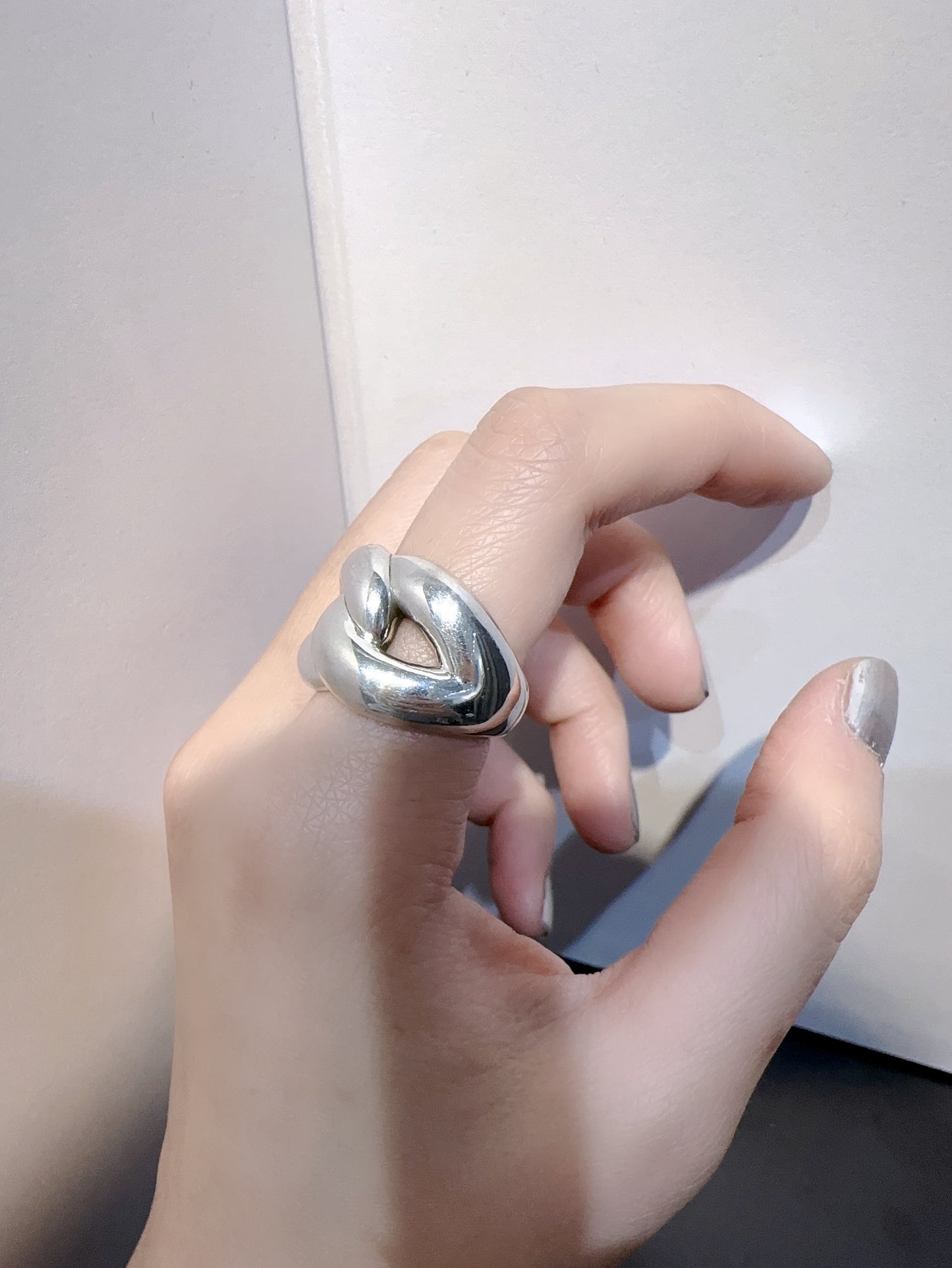 925 CROSS KNOT RING