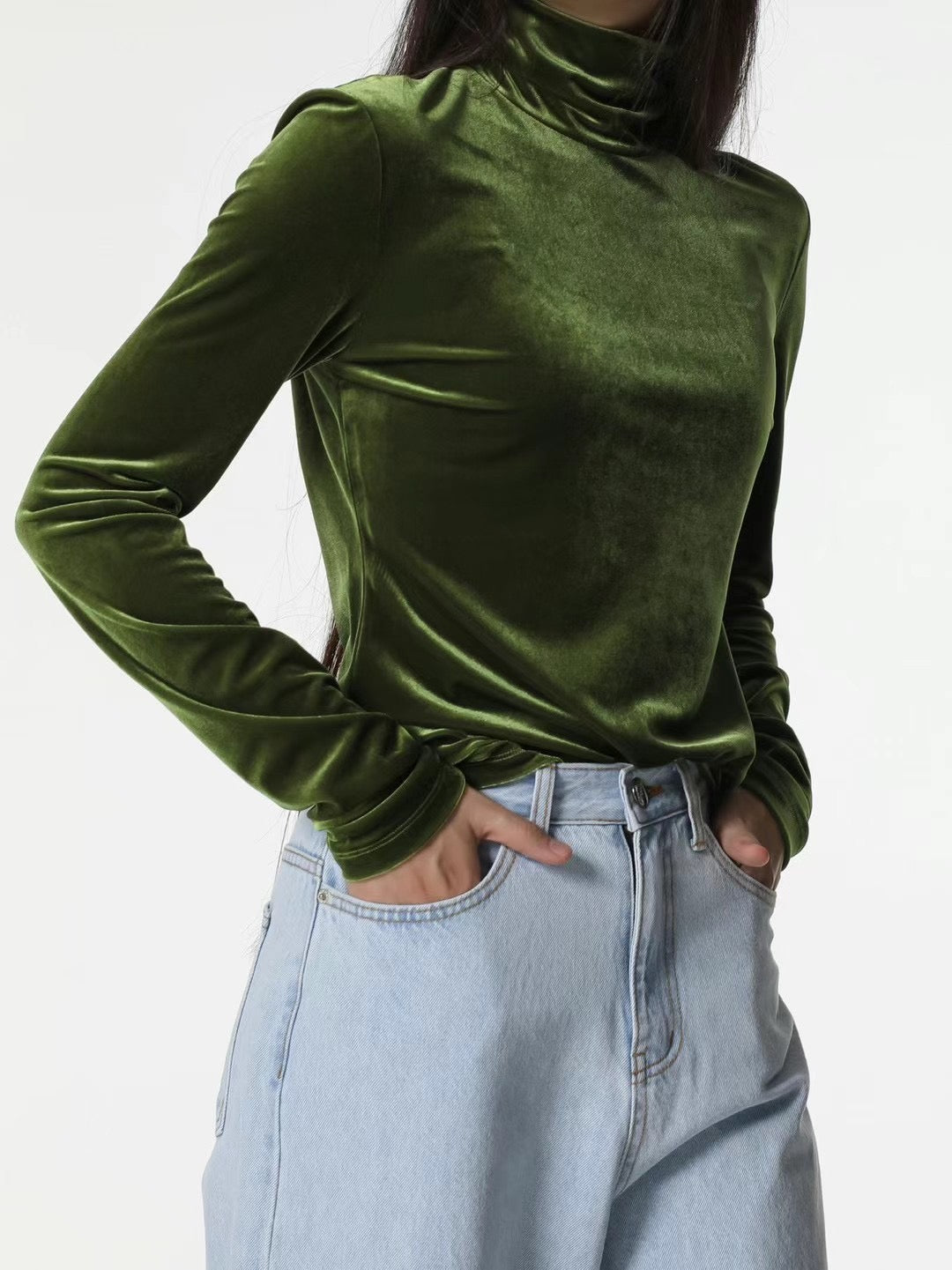 VELVET TURTLE NECK TOP