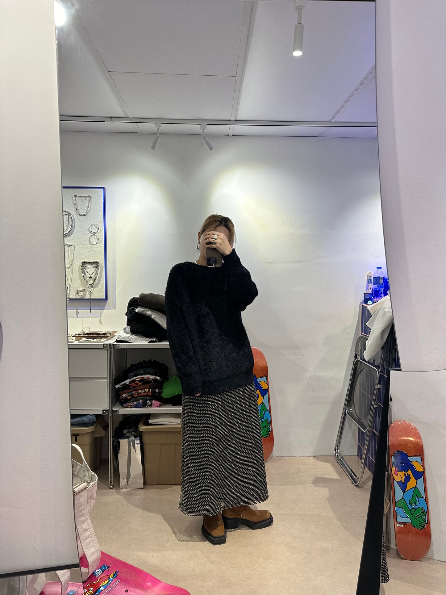 BLACK MOMO KNIT