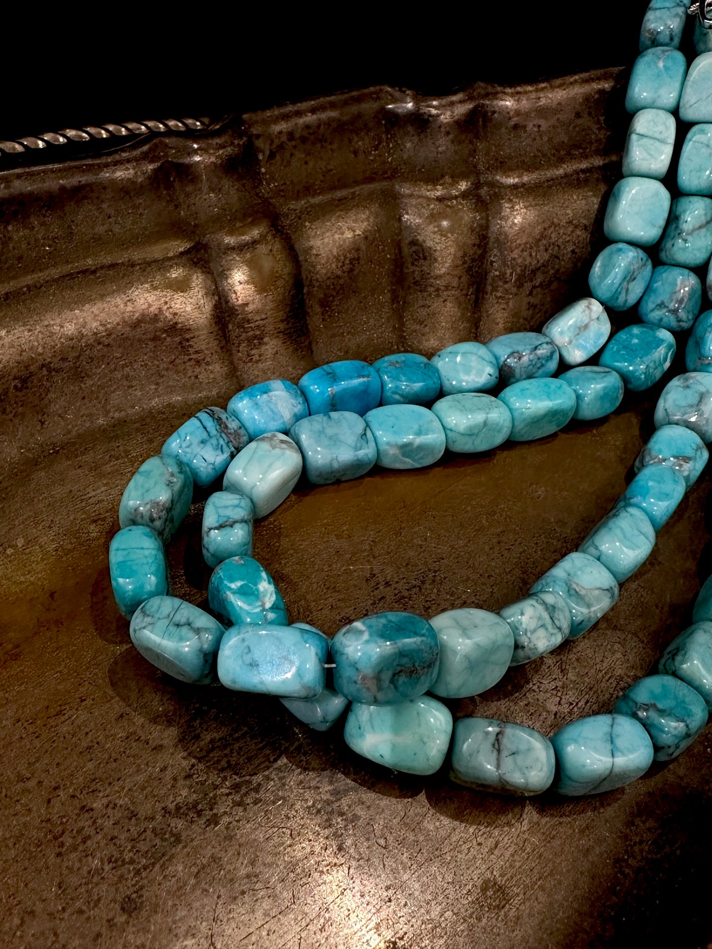 NATURAL TURQUOISE NECKLACE