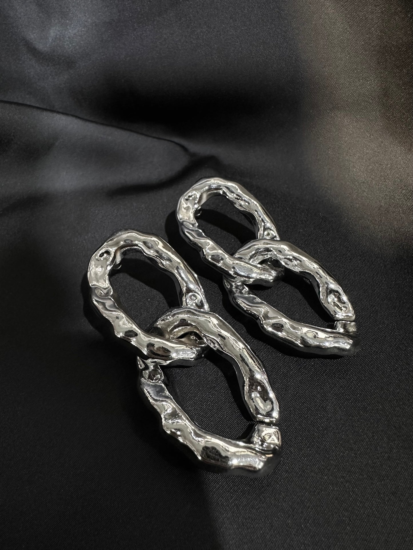 CHUNKY CHAIN EARRINGS