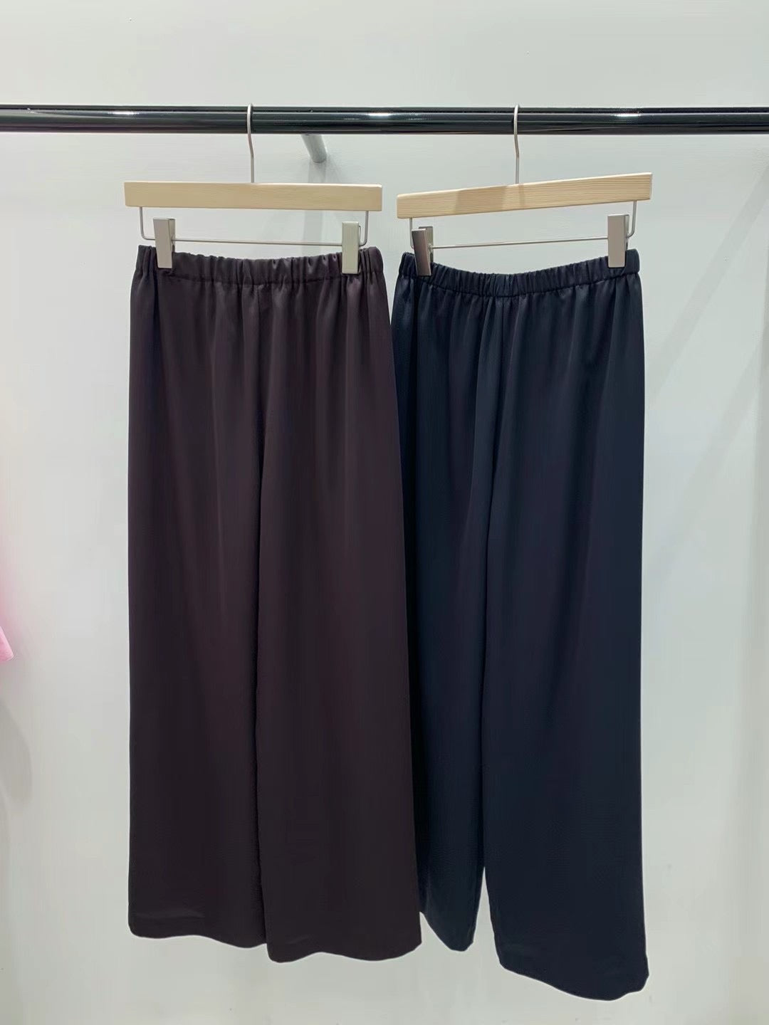 ELASTIC WAIST BASIC PANTS