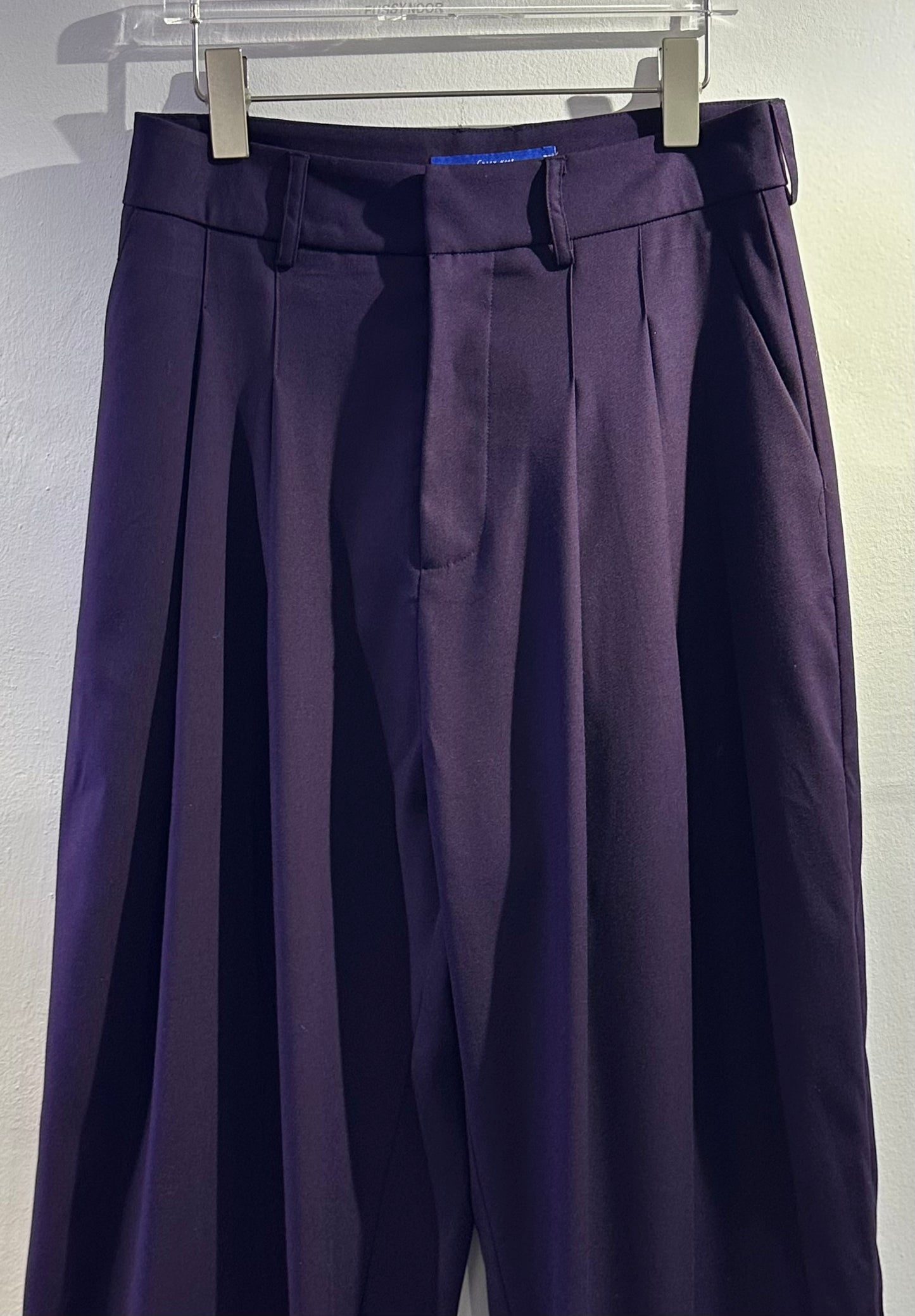 • FUSSY MADE • SLOUCHY SUIT TROUSERS