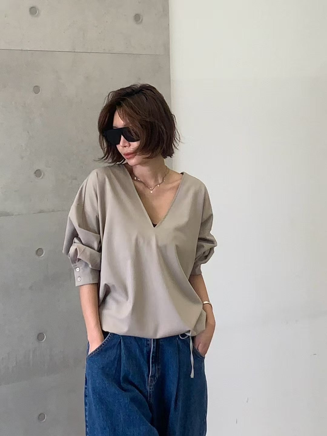V NECK CHIFFON TOP