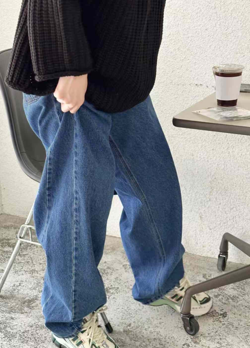 DOUBLE SIDE SEAM JEANS