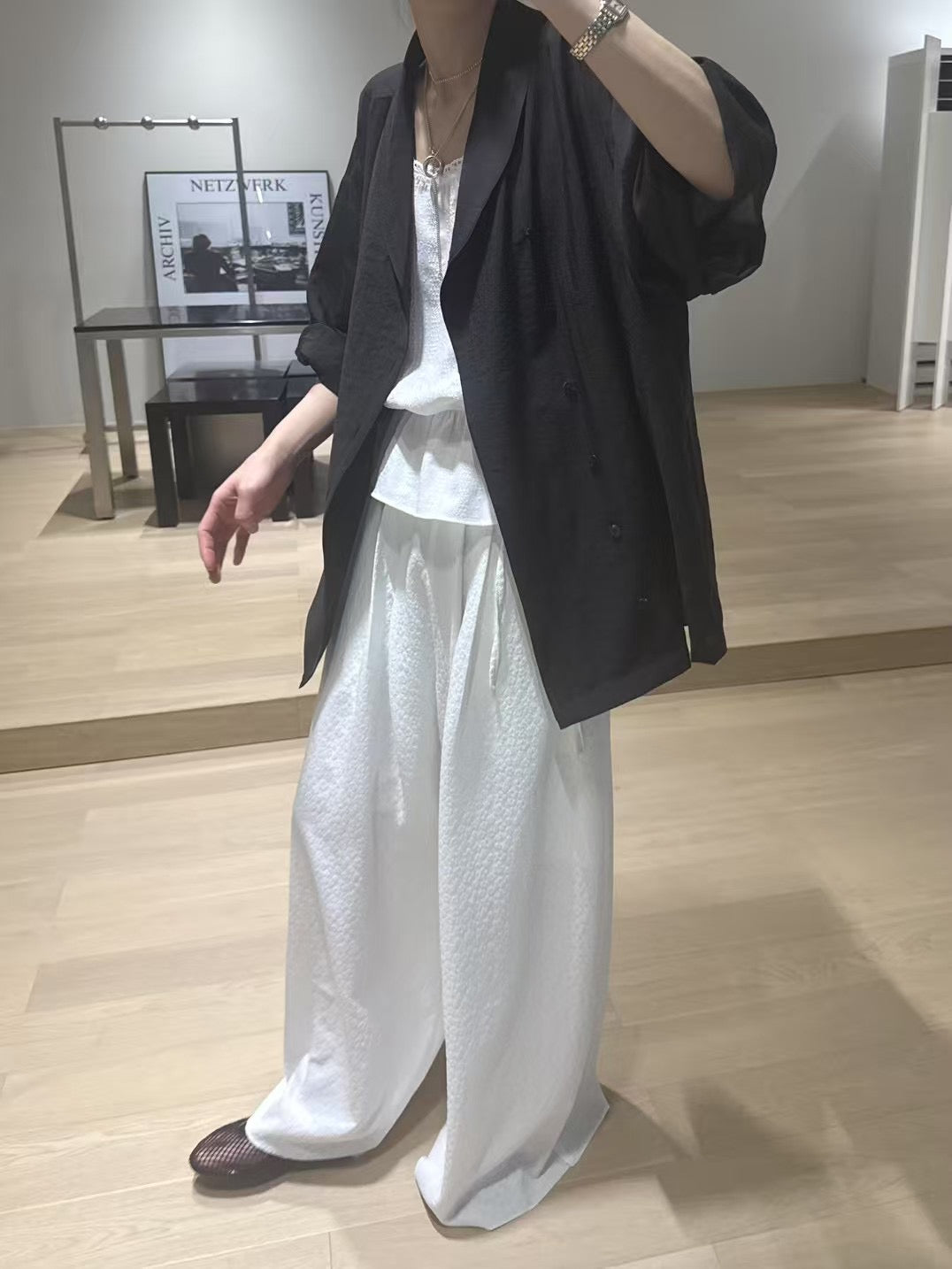LIGHTWEIGHT BLAZER