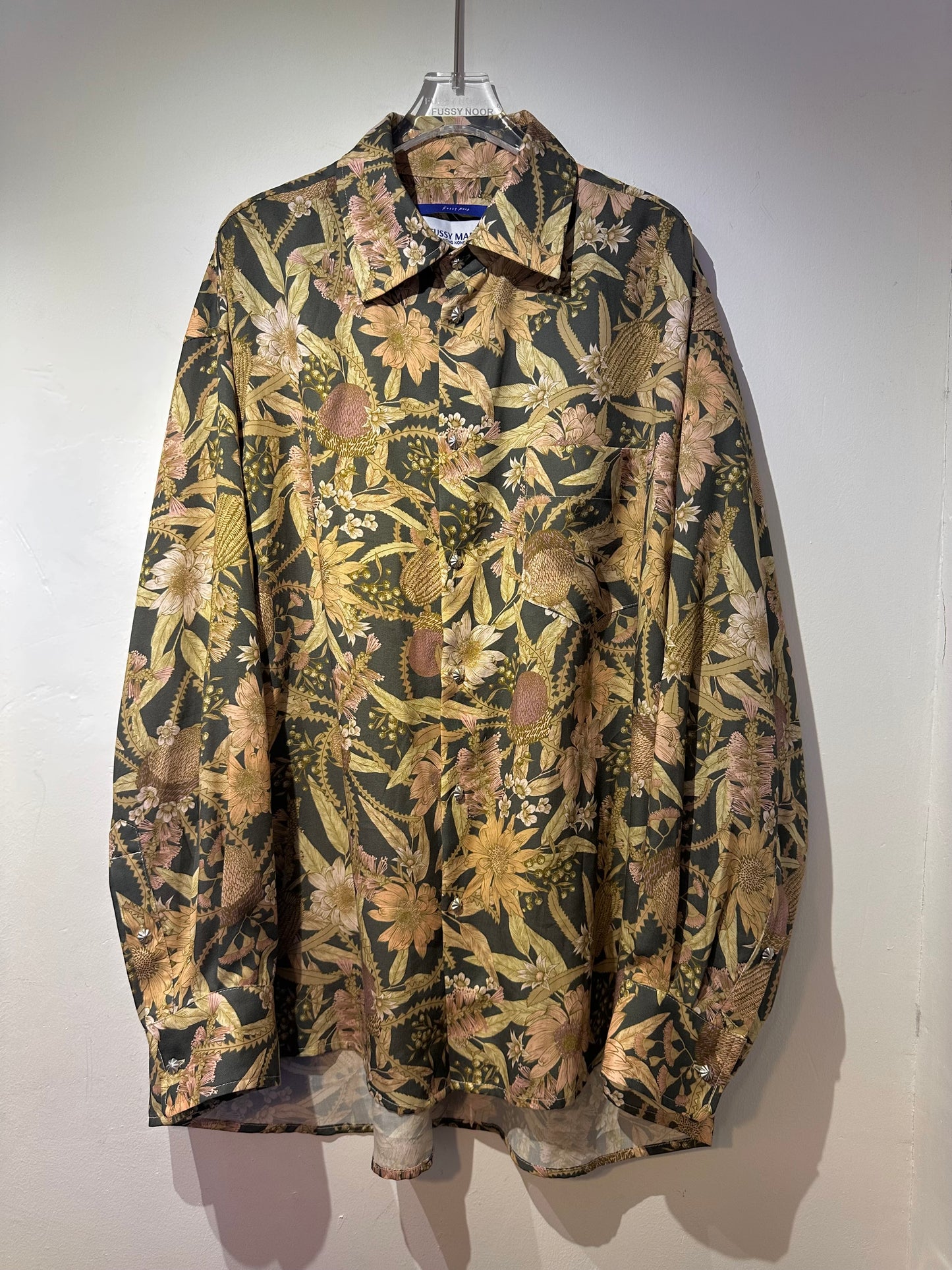 • FUSSY MADE • GOLDEN HAWK PROTEA SHIRT