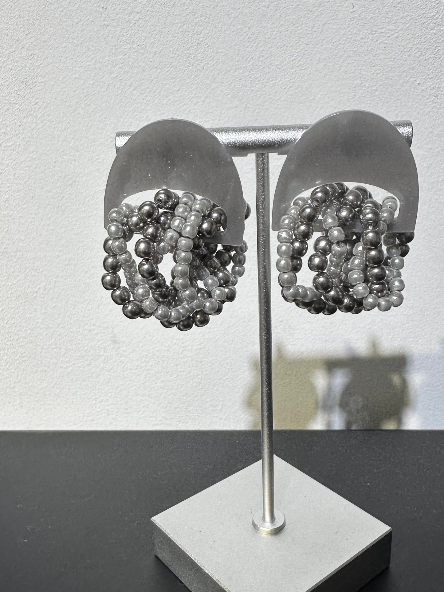 SEMICIRCLE SEED PEARL EARRINGS
