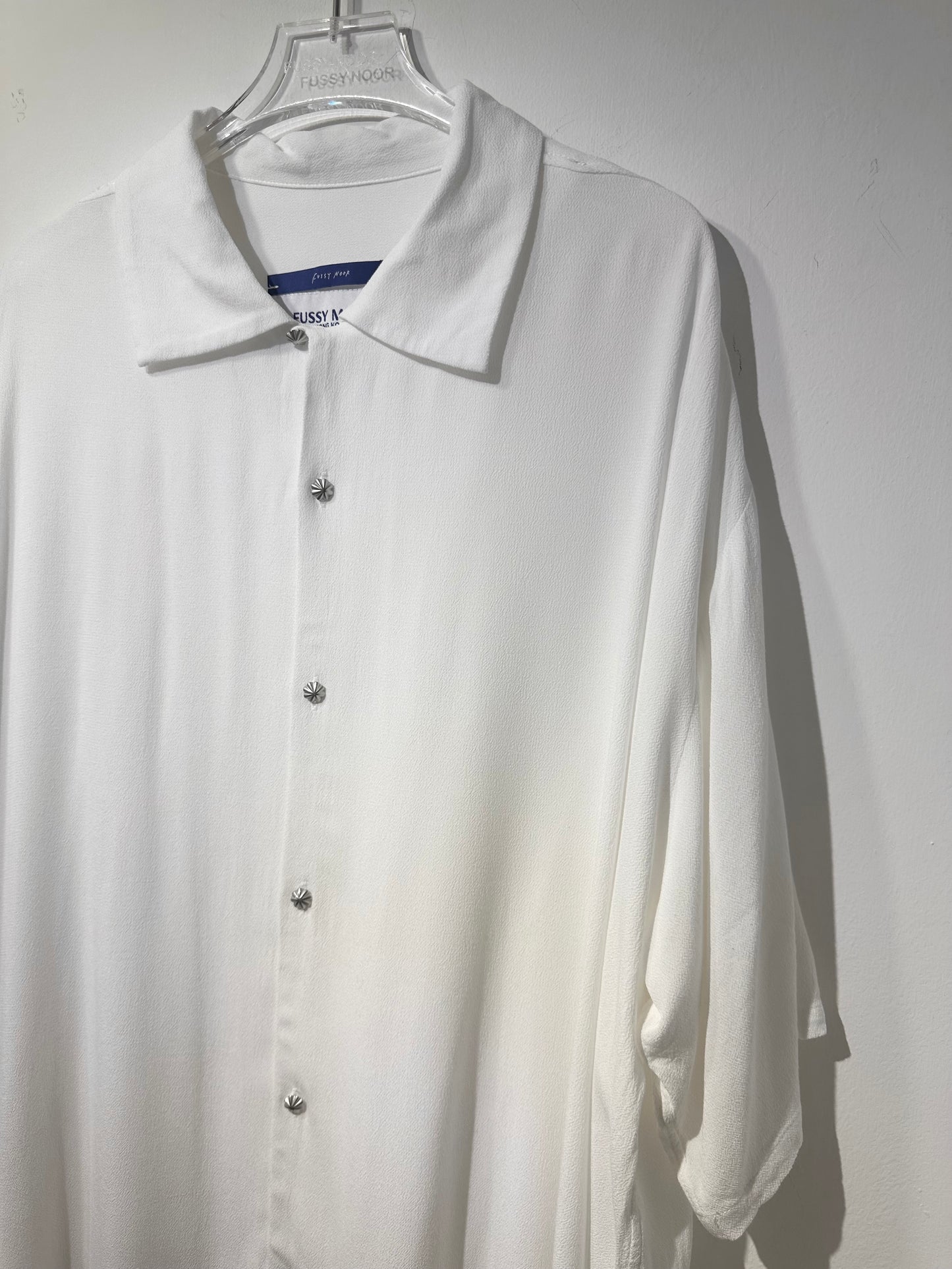 • FUSSY MADE • MILKY COTTON-LINEN BLEND SHIRT