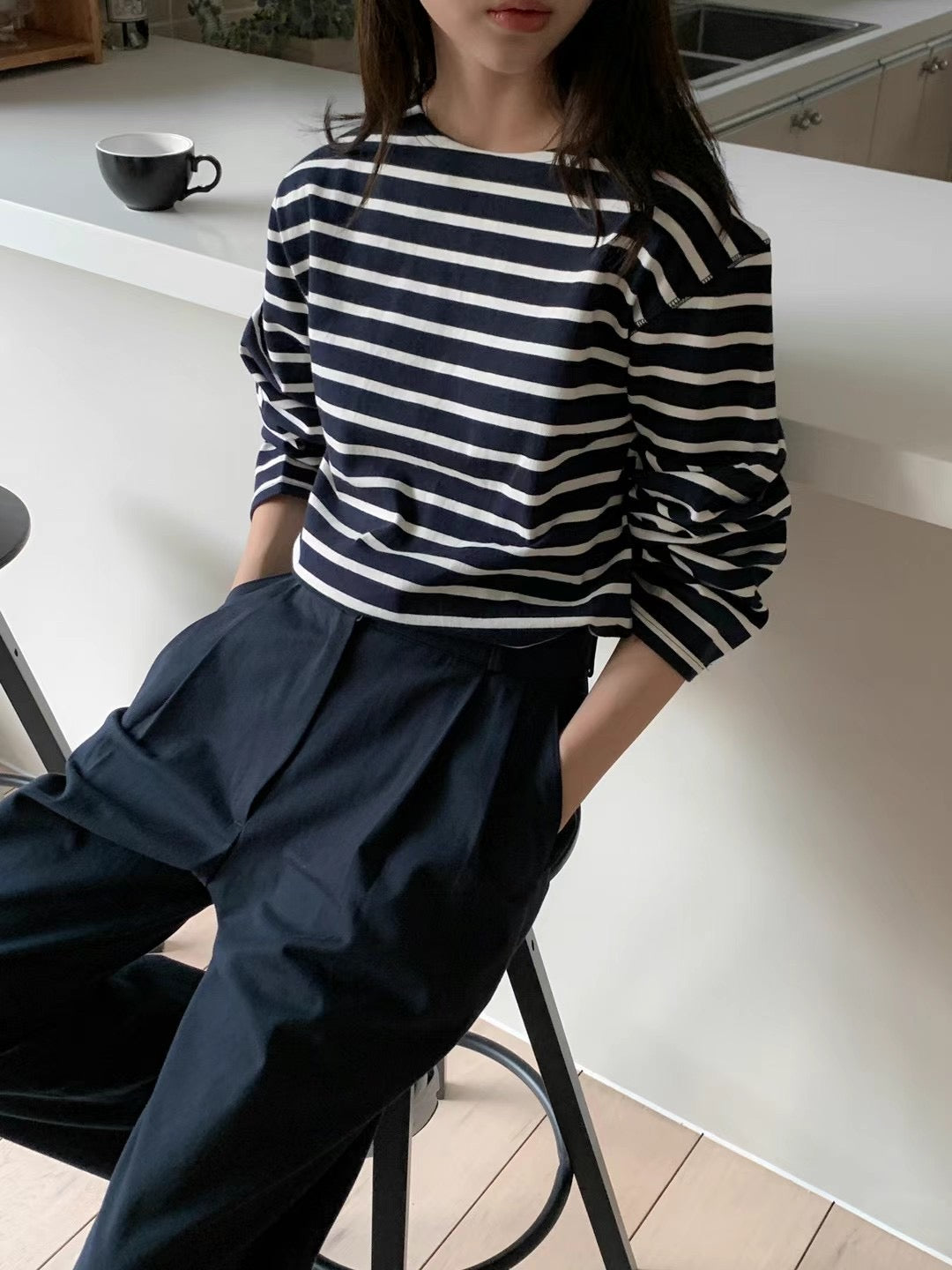 NAVY STRIPE COTTON TEE