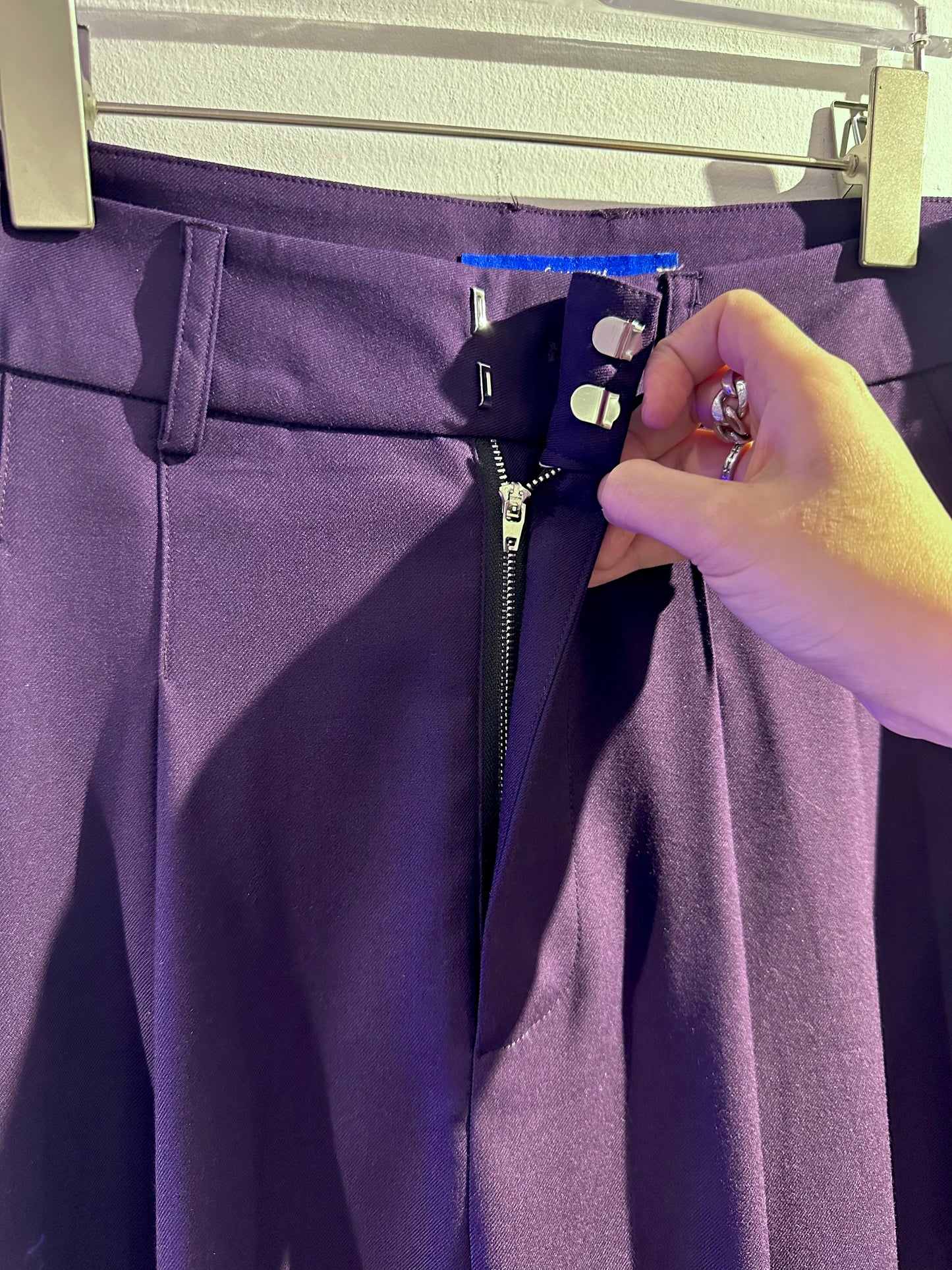 • FUSSY MADE • SLOUCHY SUIT TROUSERS