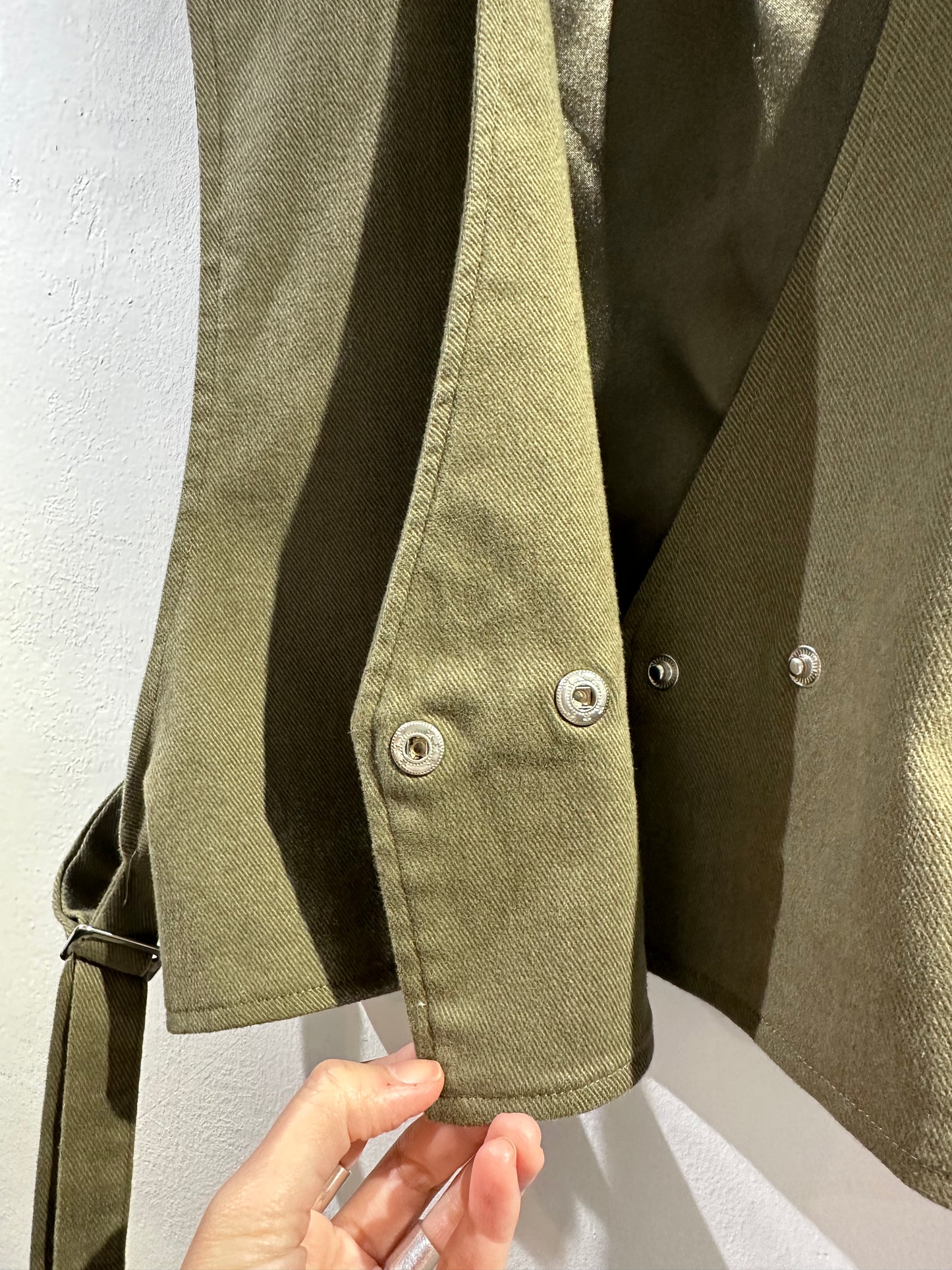 • FUSSY MADE • STRAPPED LAYERING VEST - ARMY GREEN