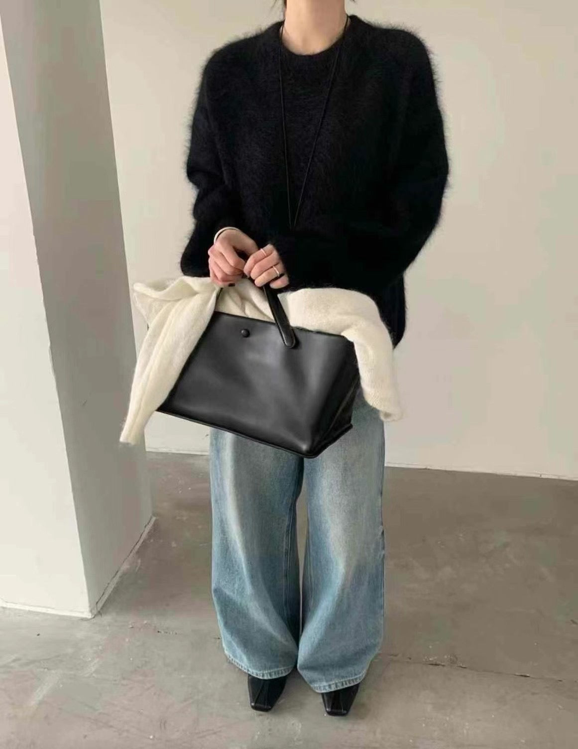 CREW NECK MOMO KNIT
