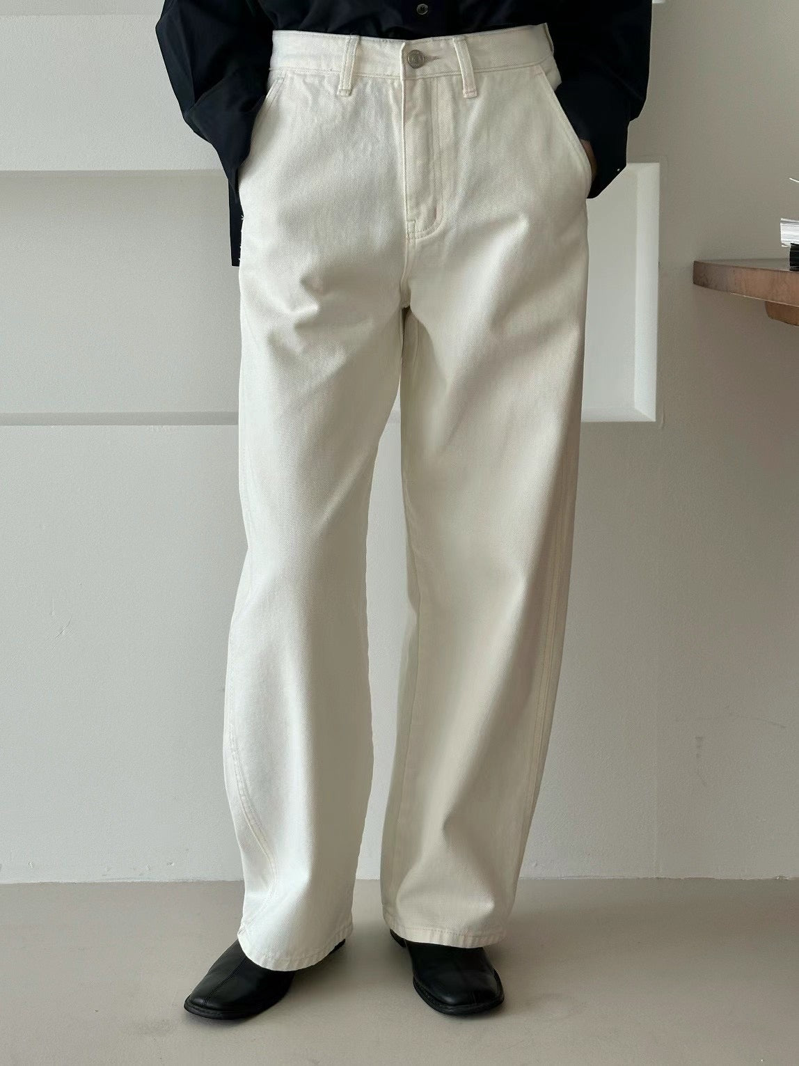 HIGH-WAIST JEANS (3 COLOURS)
