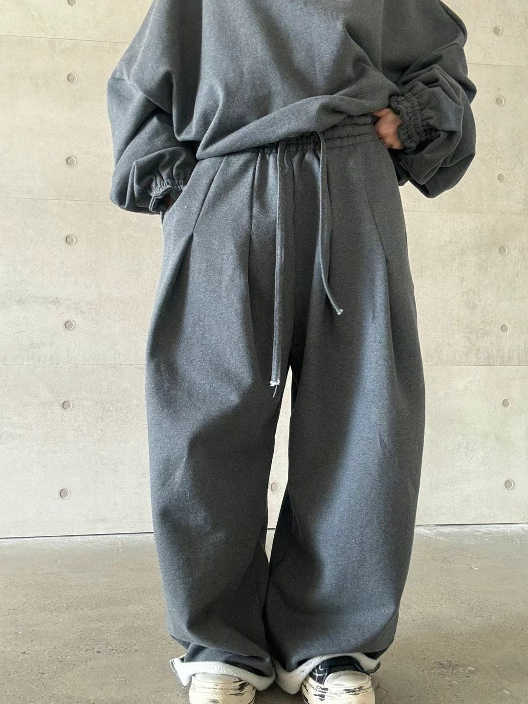 WAIST PLEATED COTTON JERSEY PANTS