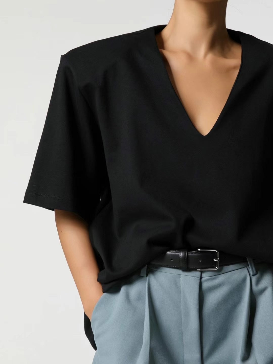 SINGLE DART WIDE LEG TROUSERS