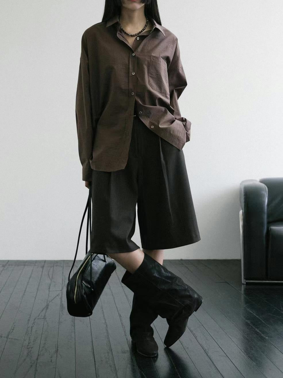 MID LENGTH STRAIGHT SHORTS