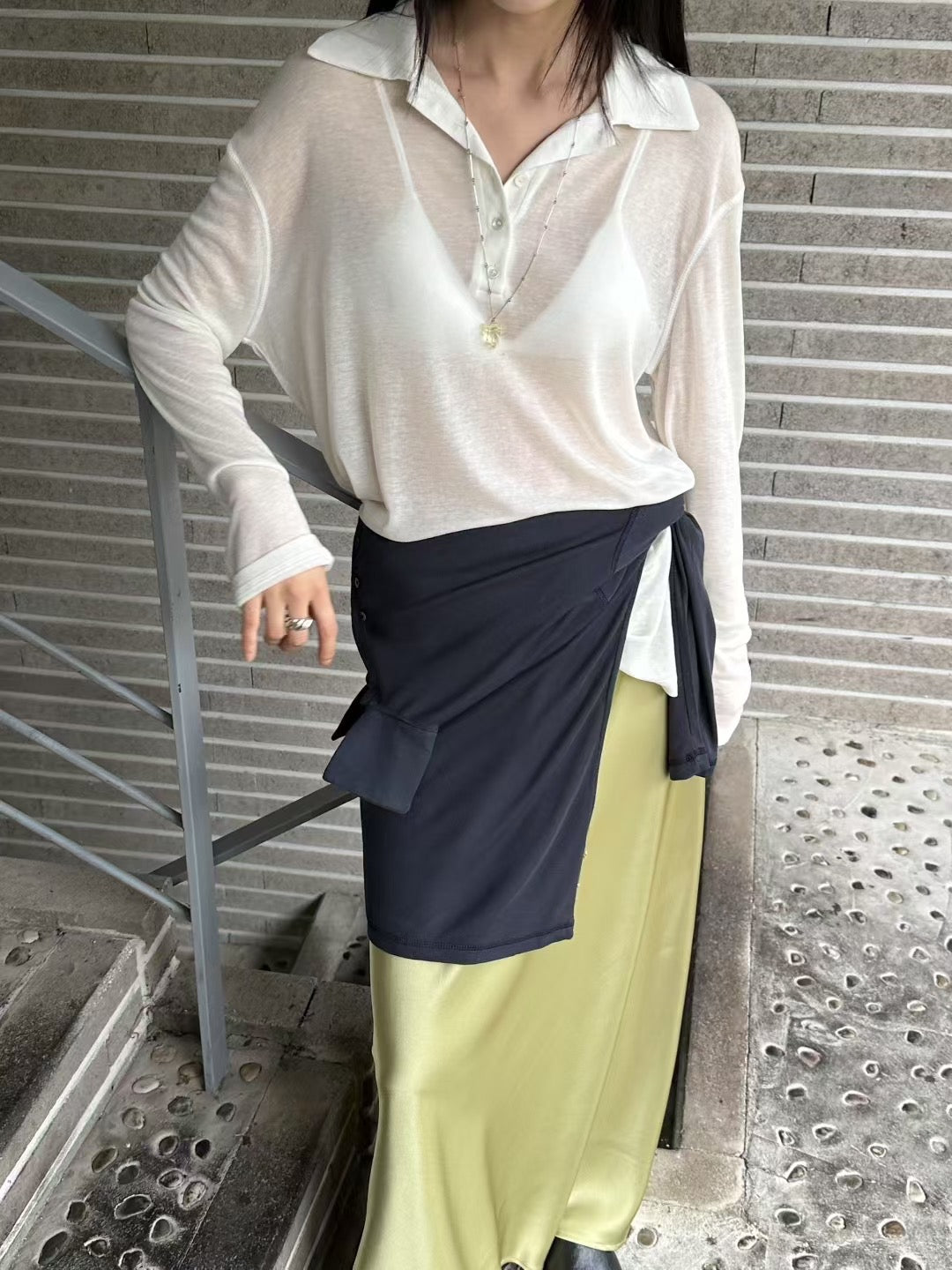CLASSIC SATIN SKIRT