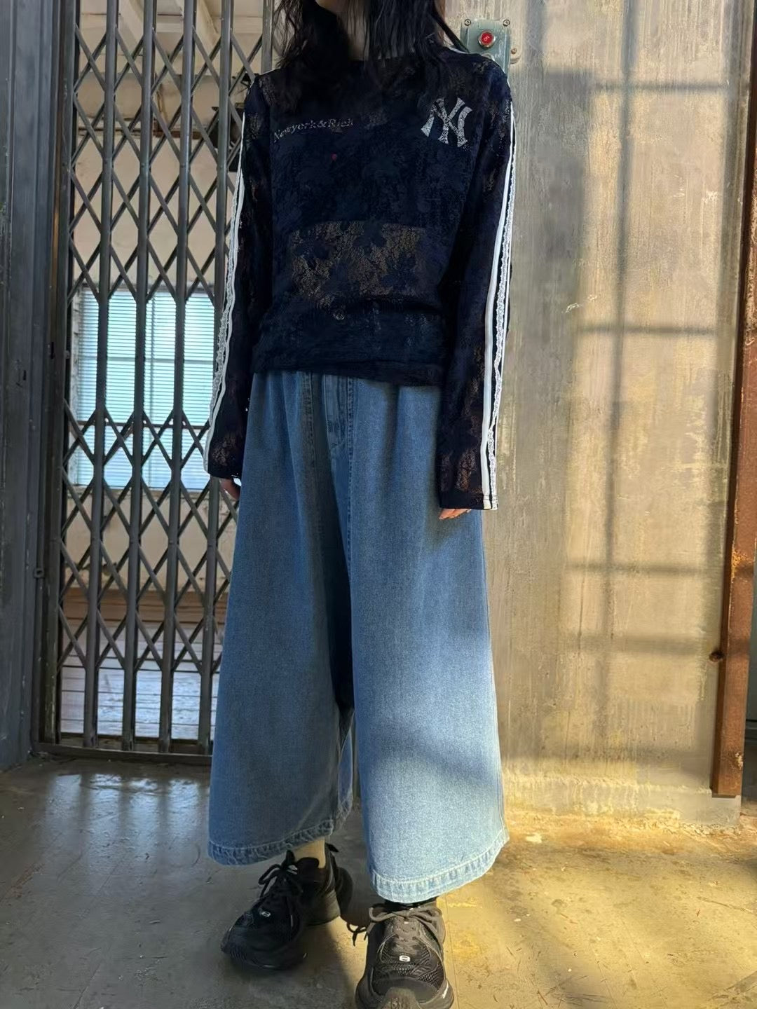 OVERSIZE SHORTS