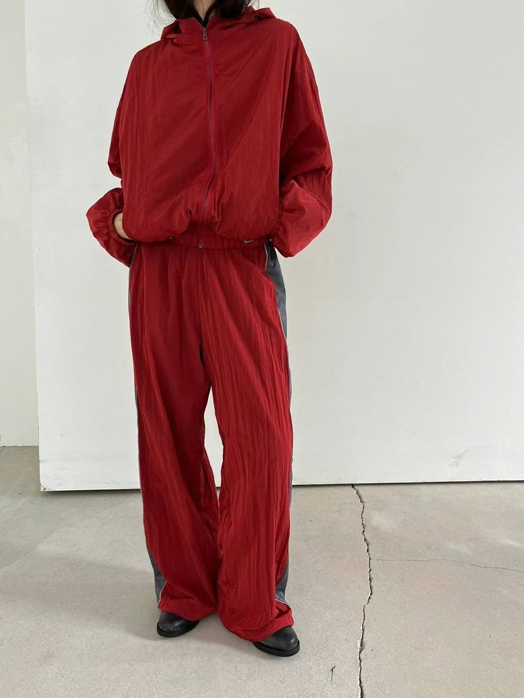 TRACK PANTS