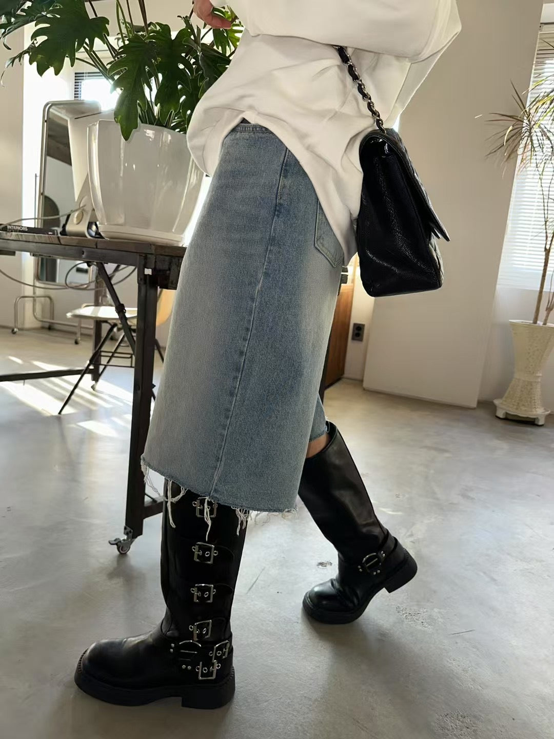 SS25 OVERSIZE DENIM SHORTS