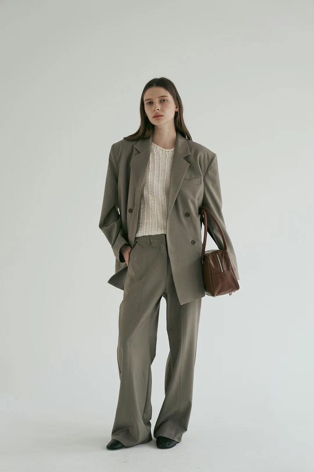 FRONT CREASE LINE PANTS