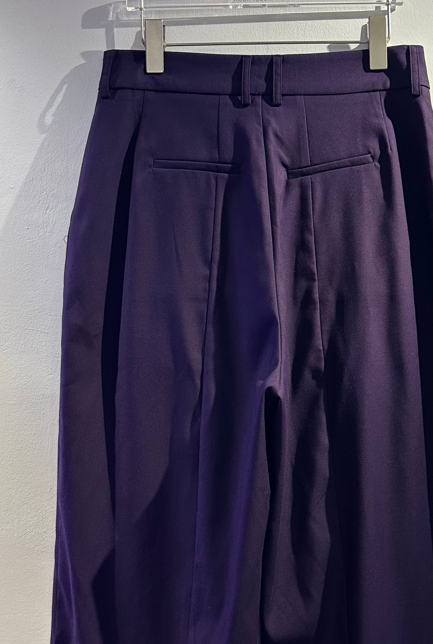 • FUSSY MADE • SLOUCHY SUIT TROUSERS