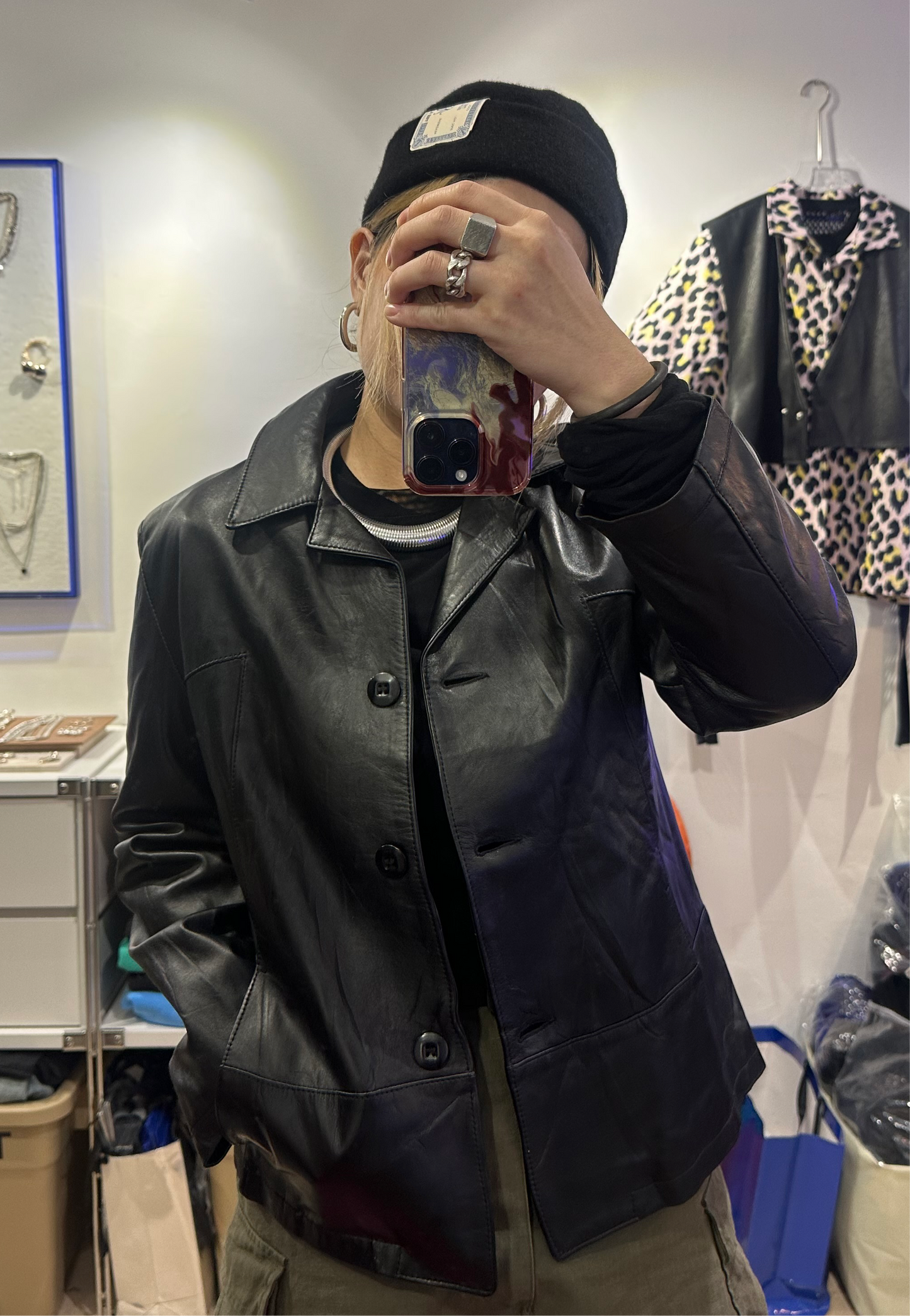 VINTAGE LEATHER JACKET