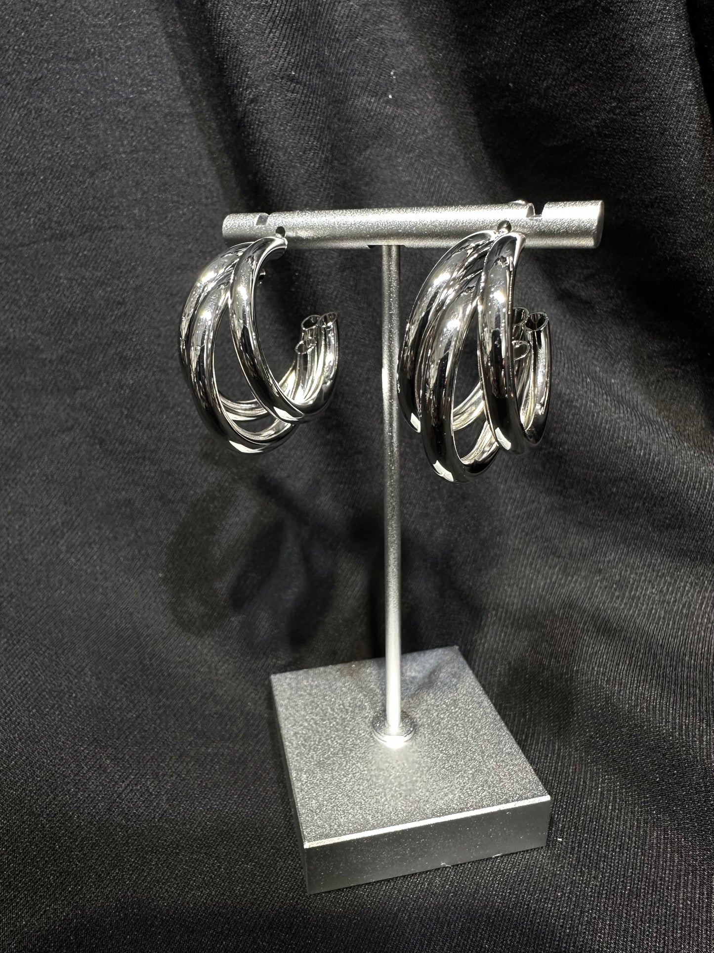 925 TRIPLE C LOOP EARRINGS