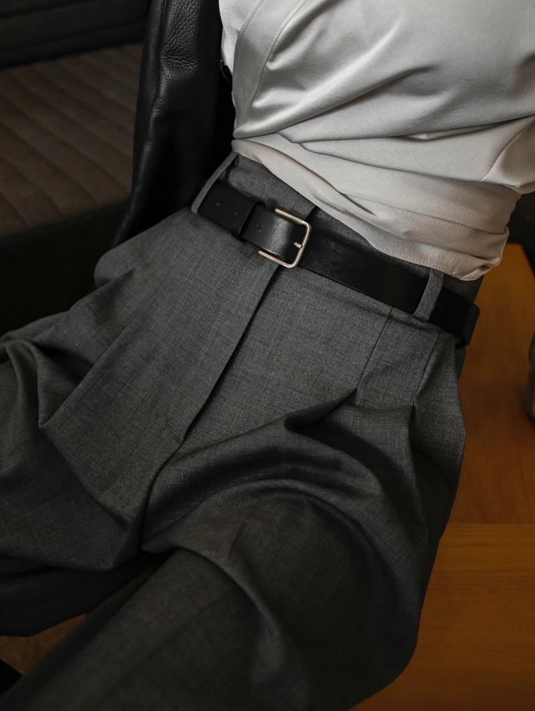 HIGH WAIST THIN TEXTURE TROUSER